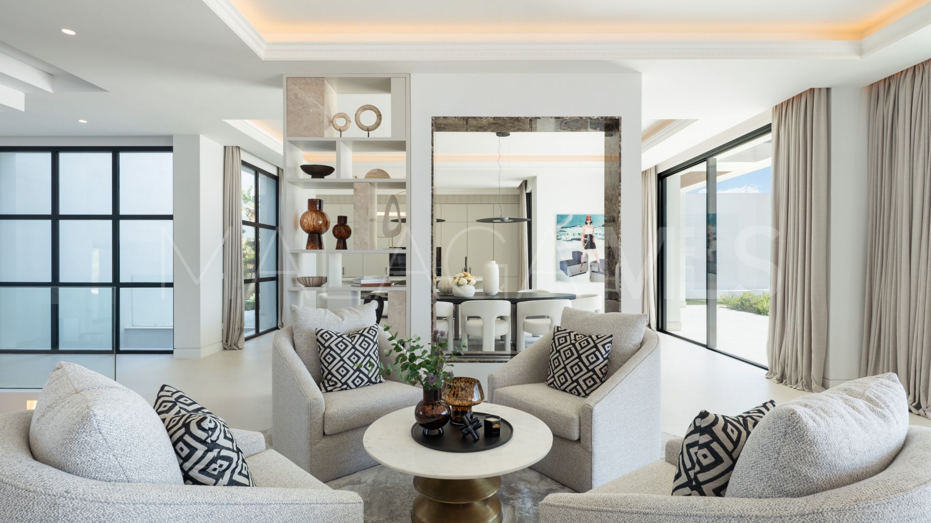 Villa for sale in Monte Halcones