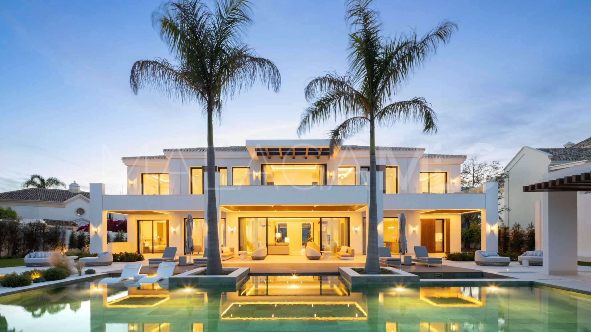 Villa for sale in Monte Halcones