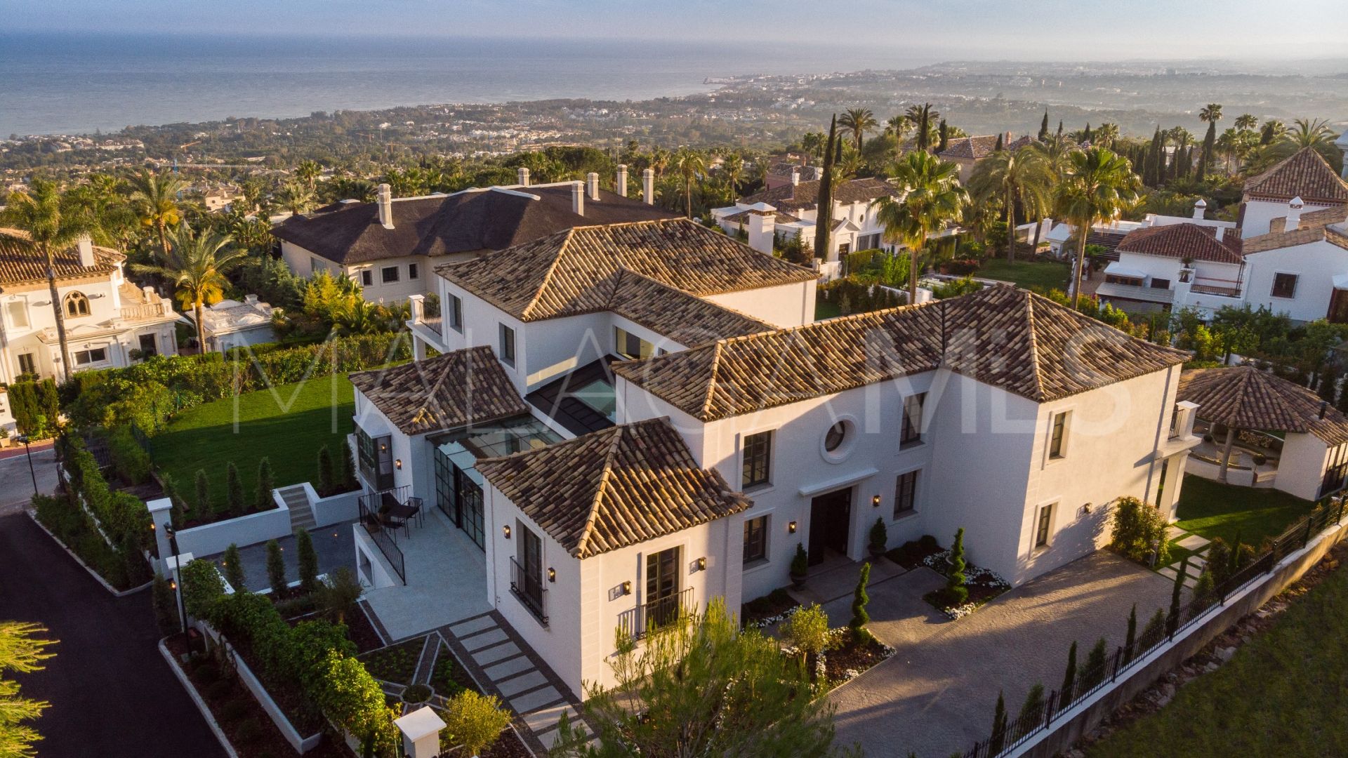 Sierra Blanca 6 bedrooms villa for sale