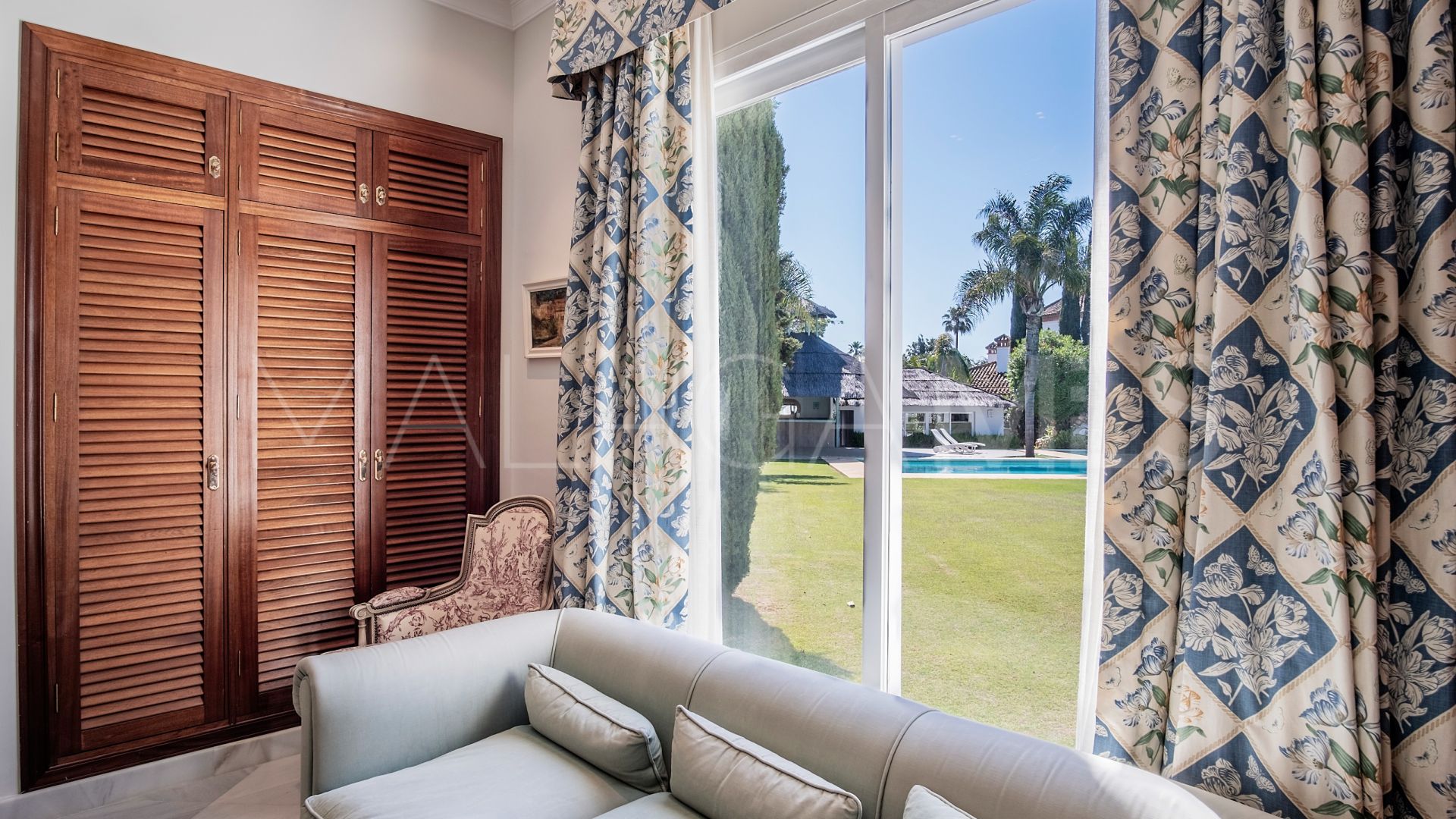 Guadalmina Baja, villa for sale with 7 bedrooms