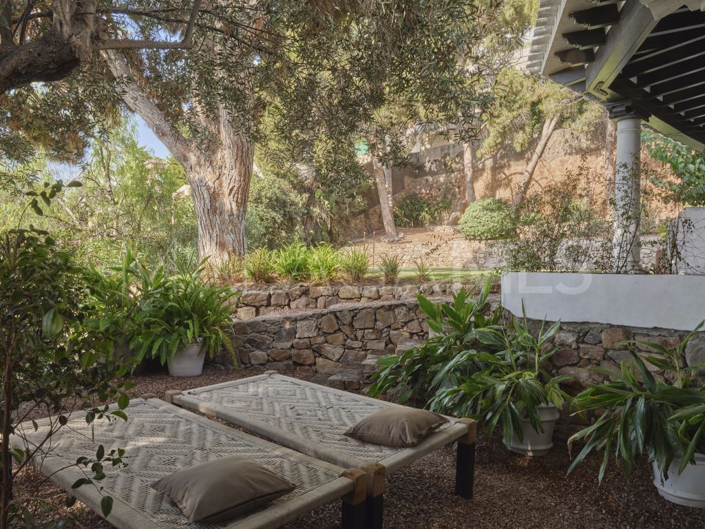 For sale El Candado villa with 6 bedrooms