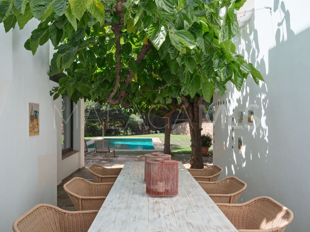 For sale El Candado villa with 6 bedrooms