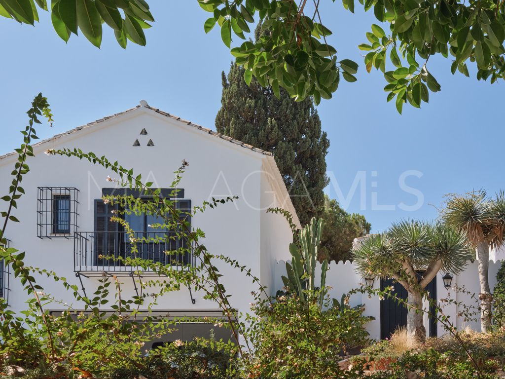 For sale El Candado villa with 6 bedrooms