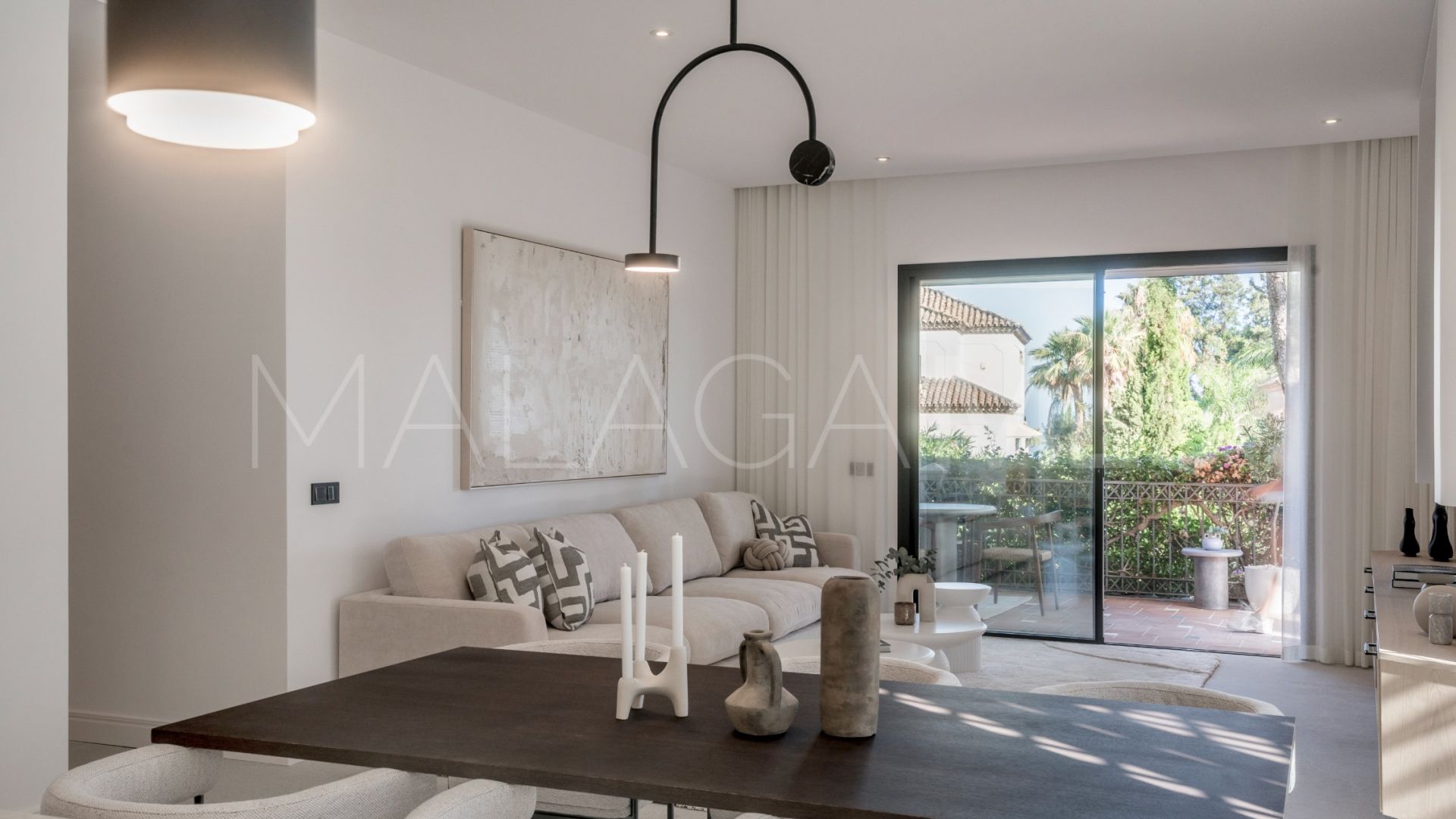 Apartamento planta baja a la venta in Altos Reales de 3 bedrooms