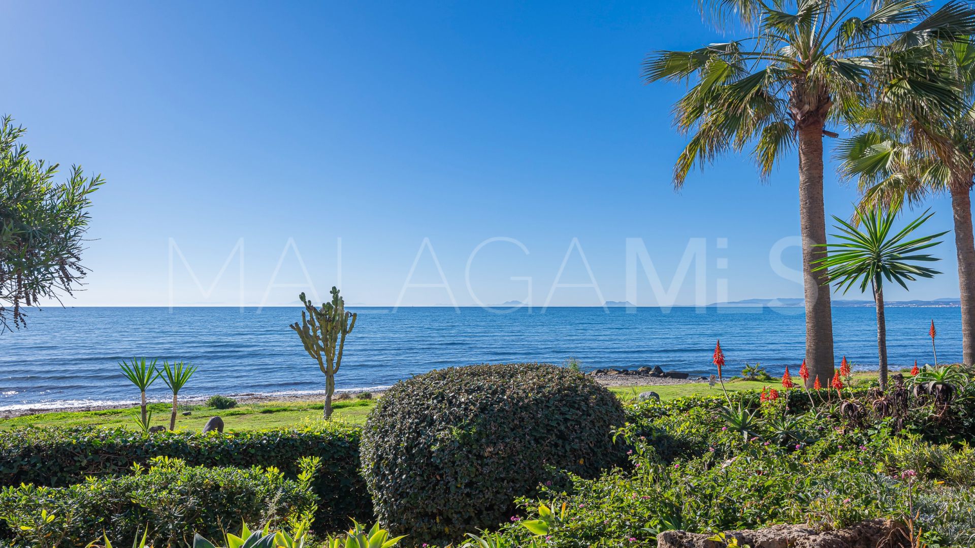 3 bedrooms ground floor apartment in Almenara Beach for sale