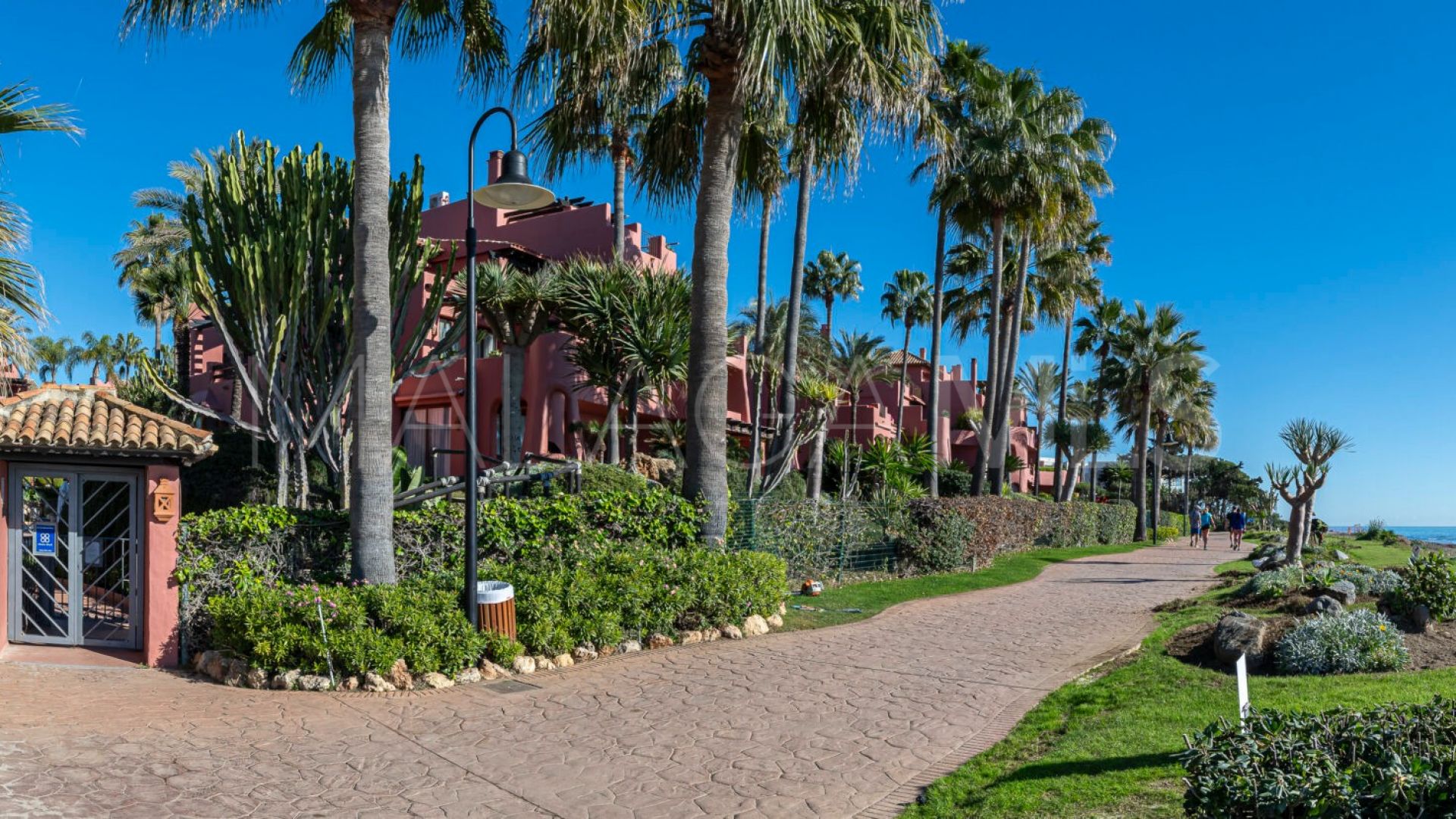 3 bedrooms ground floor apartment in Almenara Beach for sale