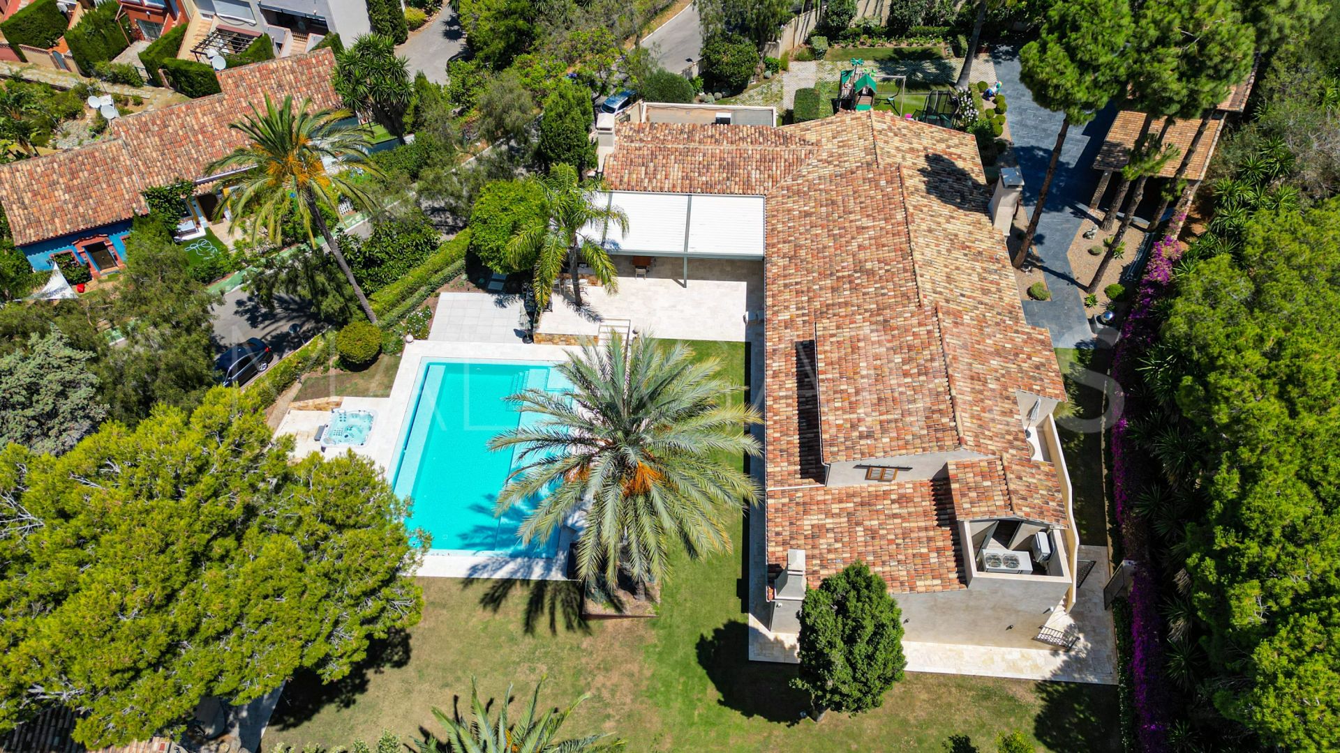 Marbella Este, villa for sale de 6 bedrooms