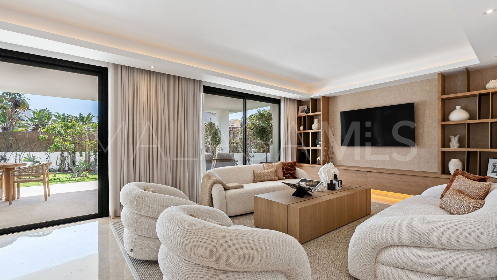 Atalaya de Rio Verde, villa for sale with 5 bedrooms