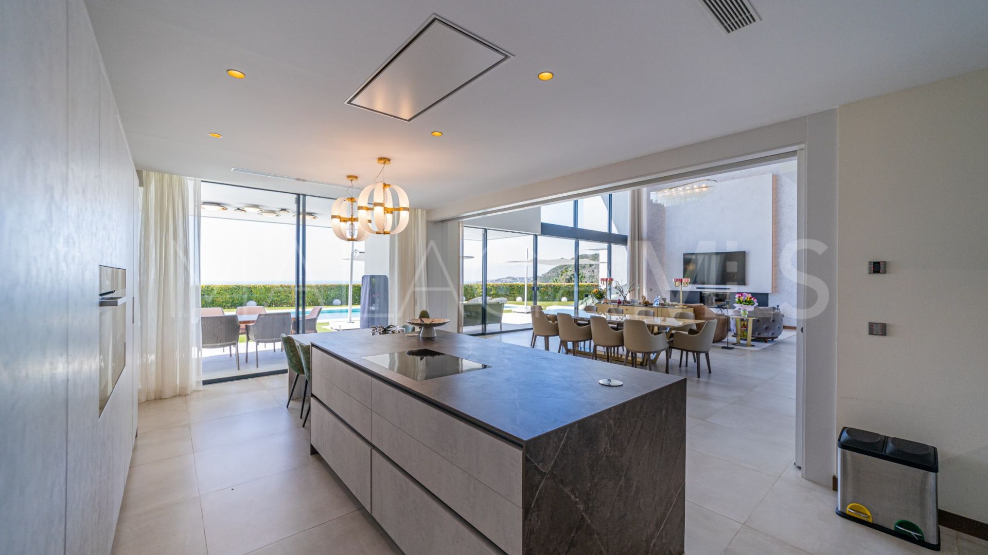Villa for sale in Los Arqueros