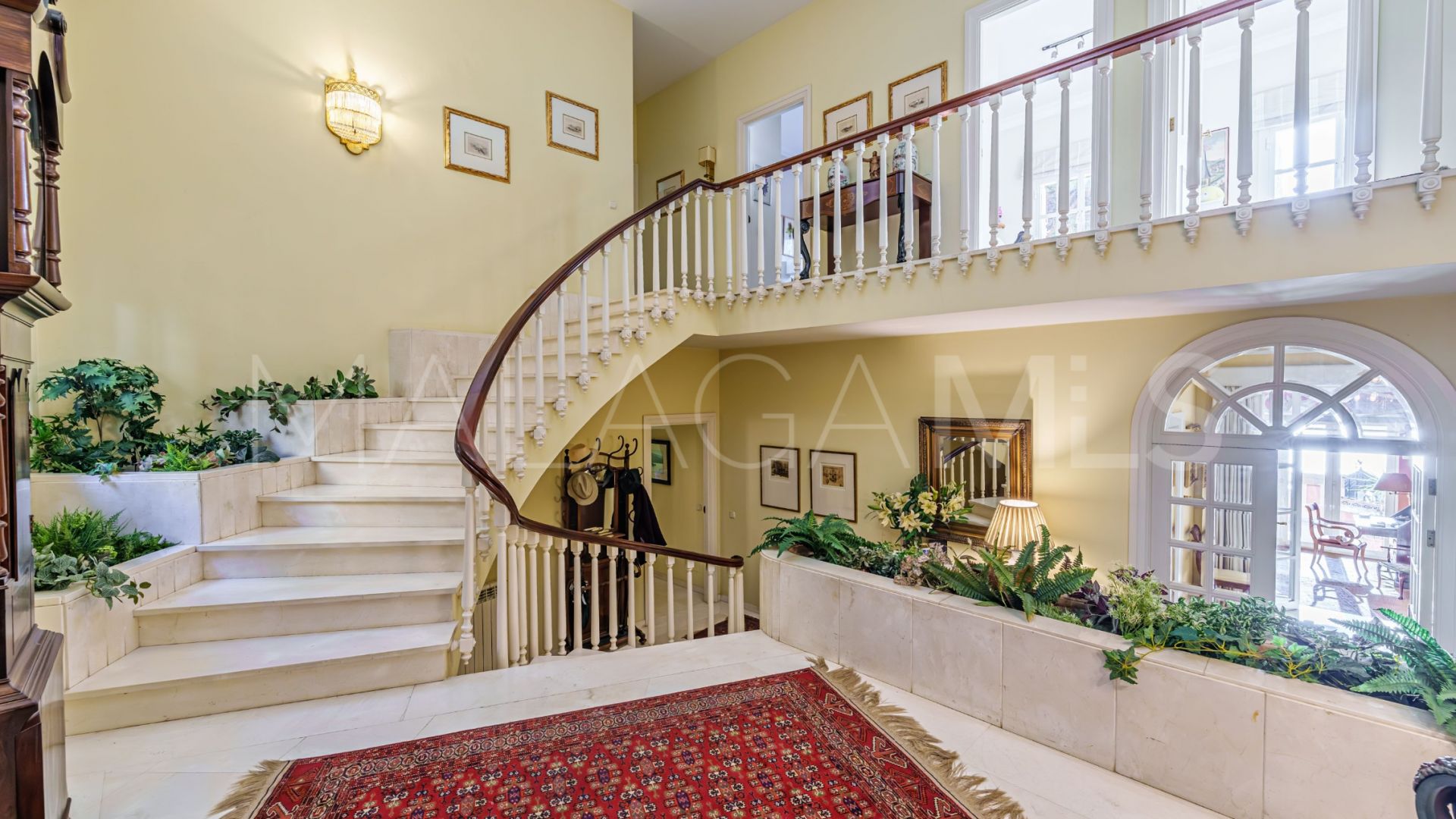 Villa for sale in El Limonar