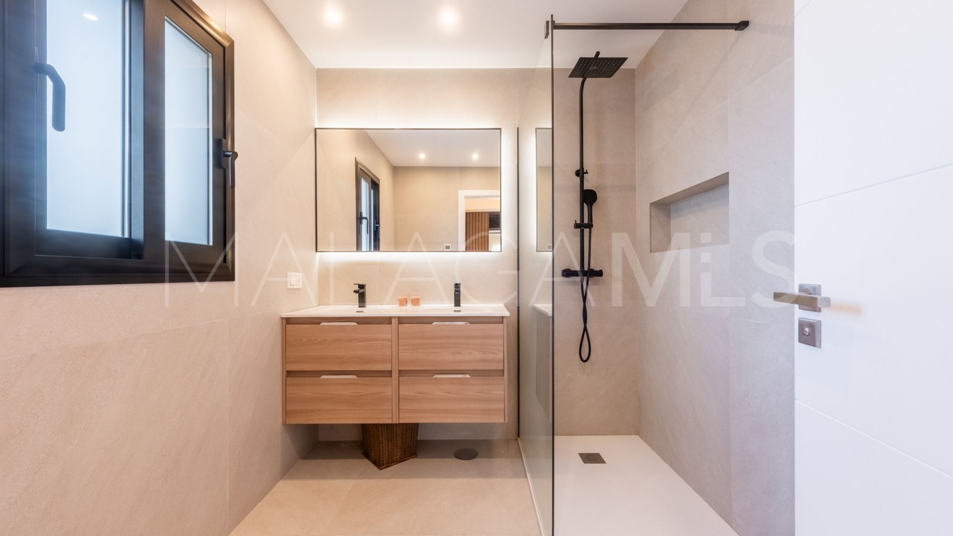 Se vende villa de 4 bedrooms in Guadalmina Alta