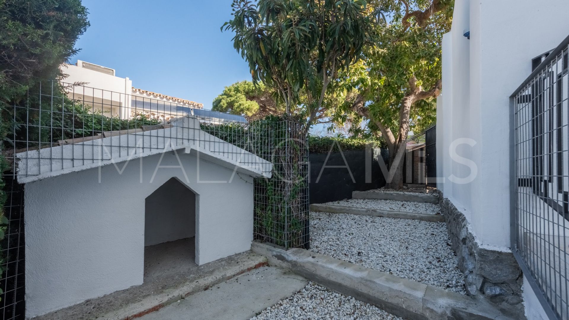 Se vende villa de 4 bedrooms in Guadalmina Alta