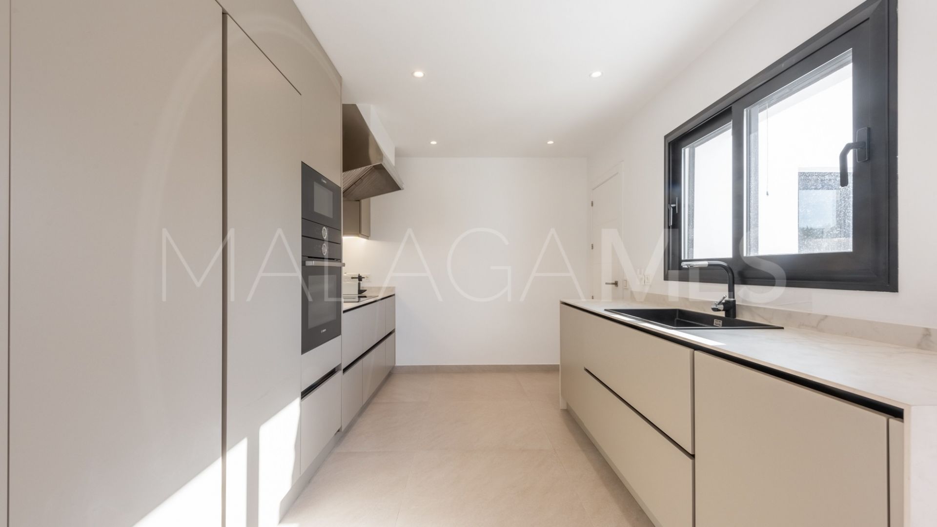 Se vende villa de 4 bedrooms in Guadalmina Alta
