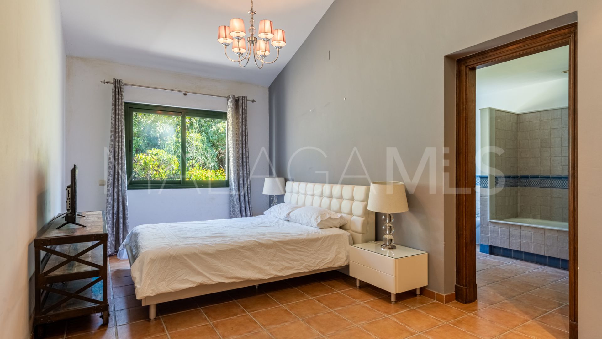 Villa for sale in El Madroñal