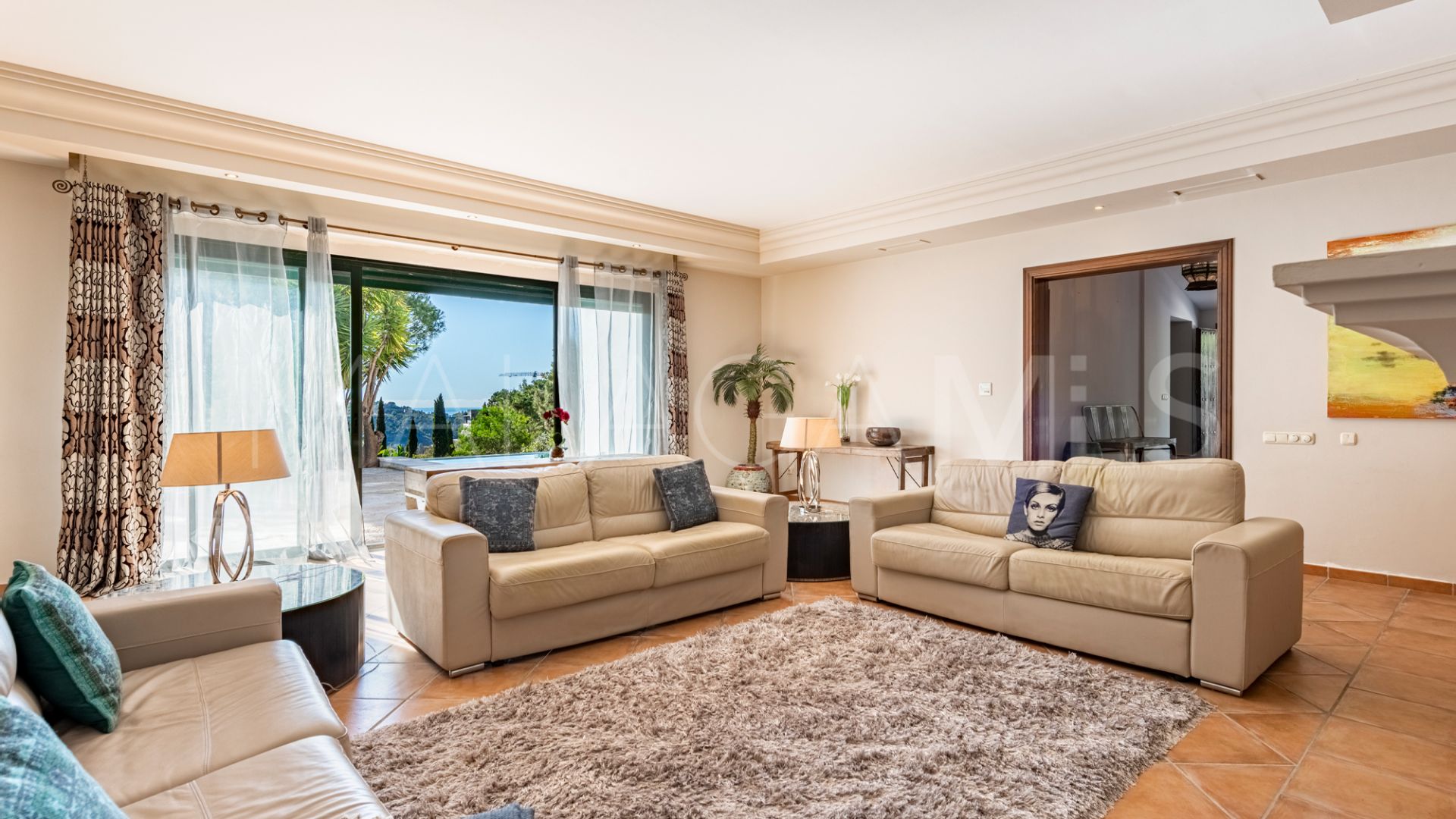 Villa for sale in El Madroñal