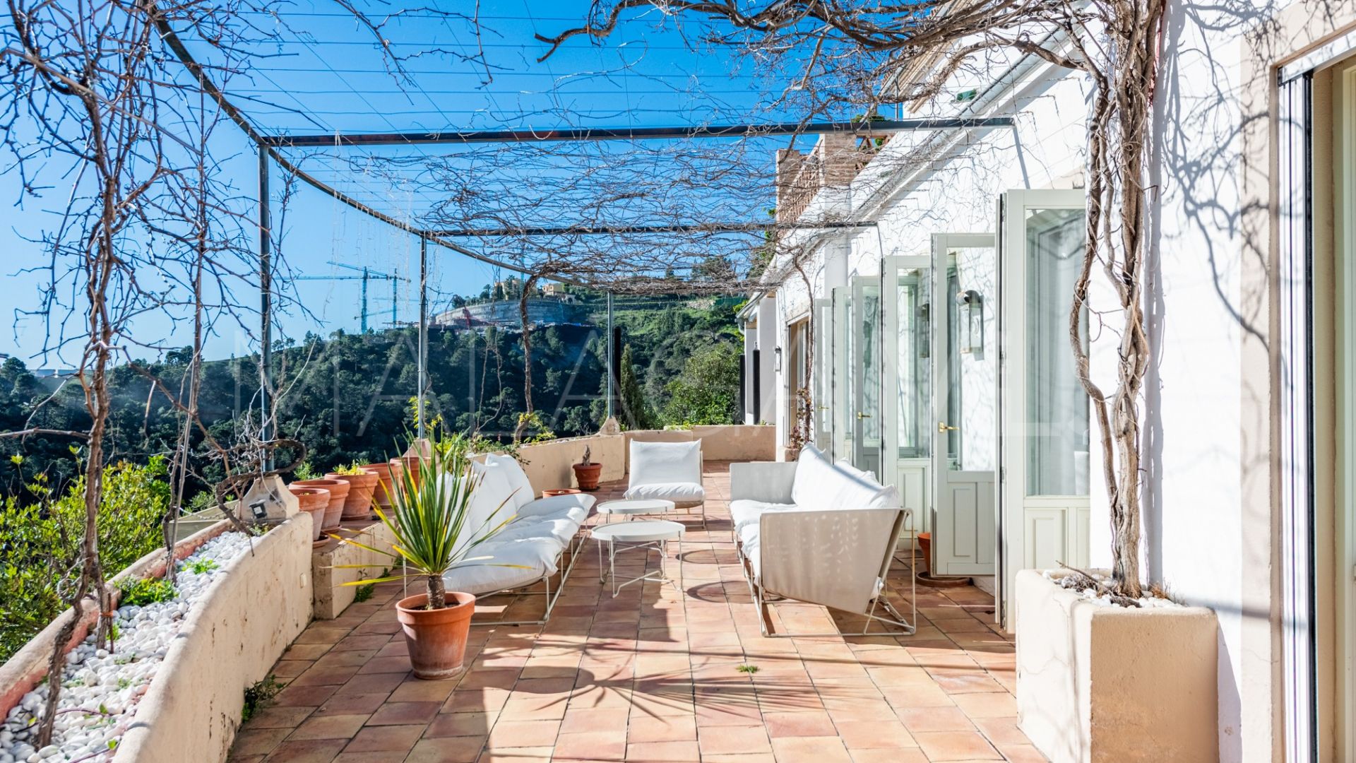 Villa for sale in El Madroñal