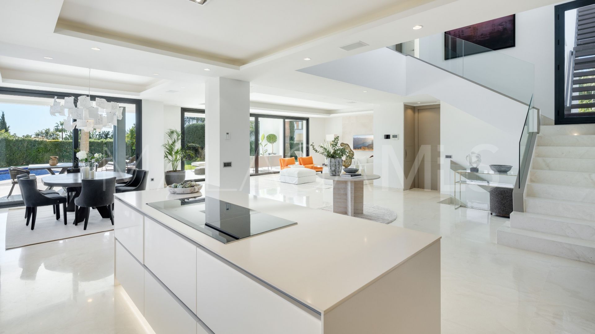 Villa for sale in Altos de Puente Romano