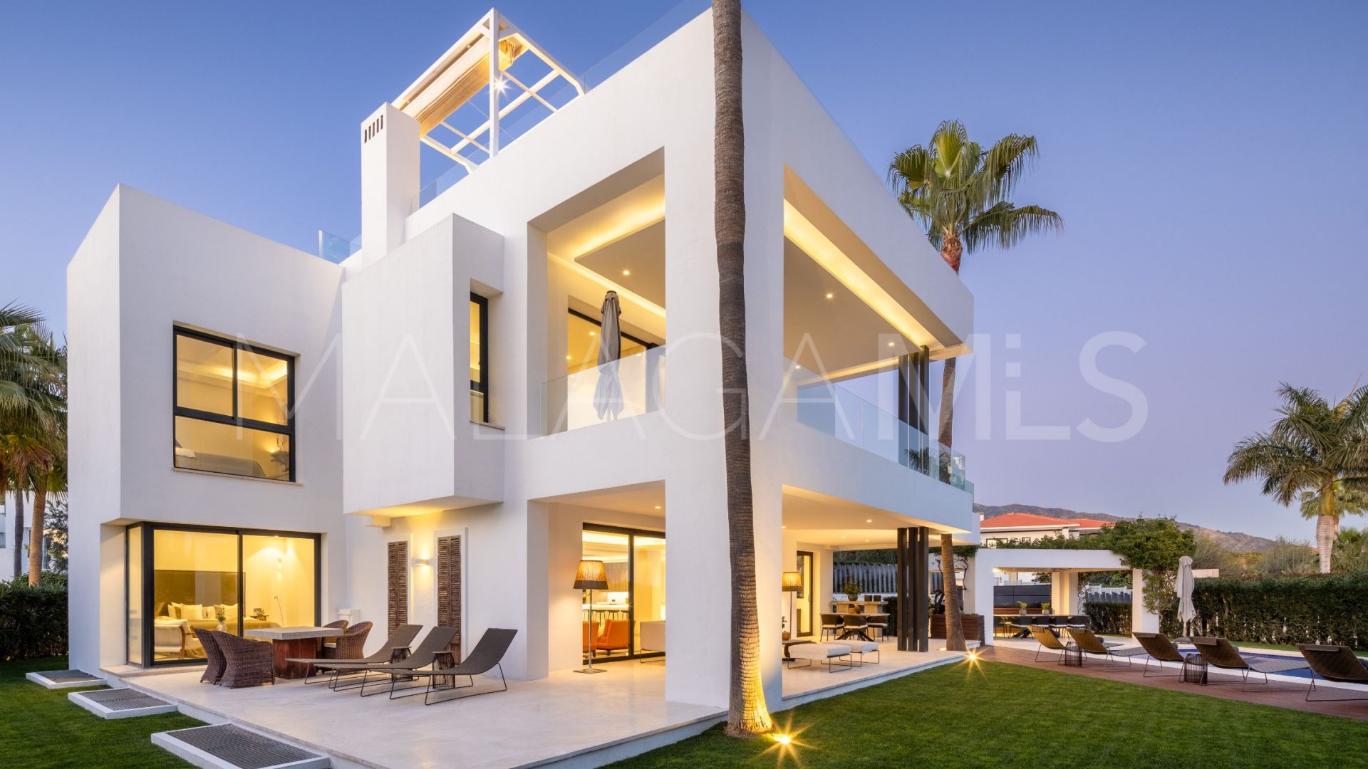 Villa for sale in Altos de Puente Romano