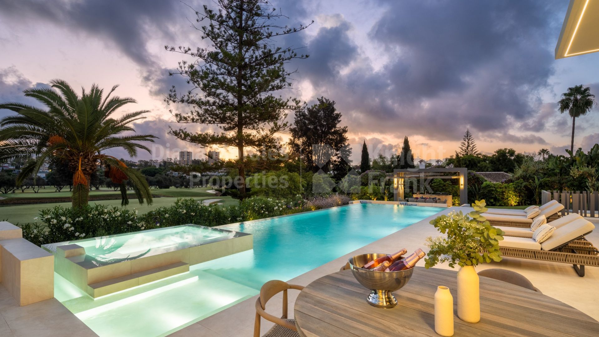 Villa Imagine, impressive house on the first line of Las Brisas golf course
