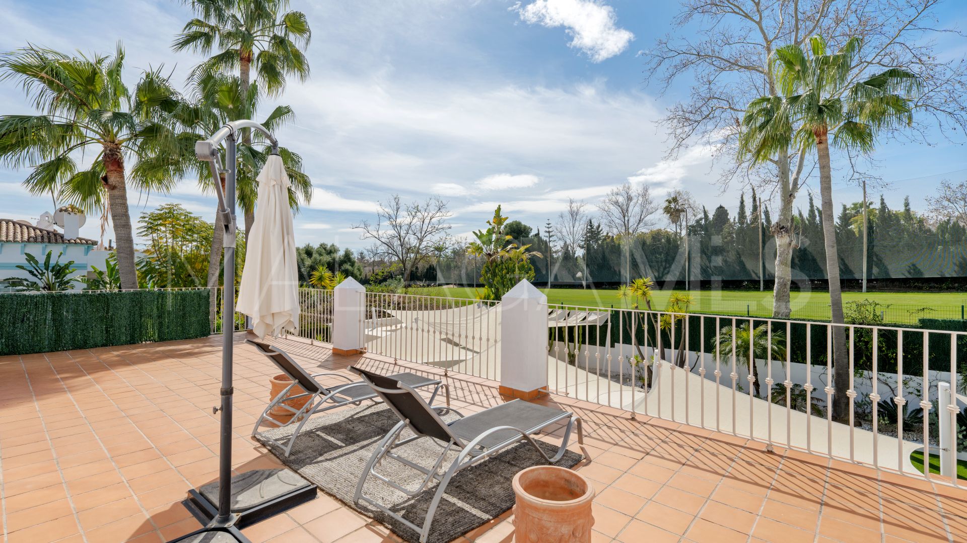 Villa for sale in Guadalmina Alta