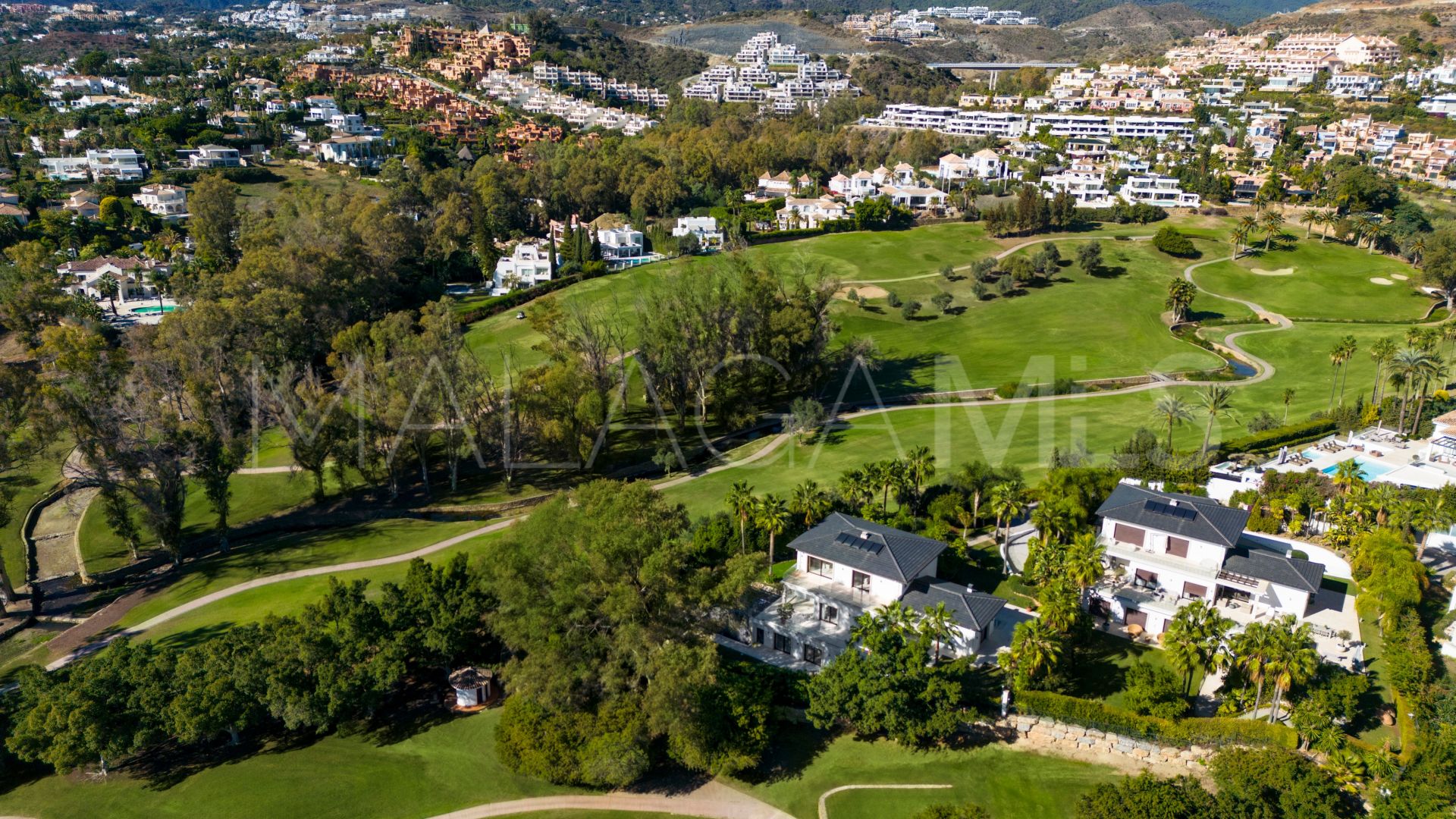 Los Naranjos Golf 5 bedrooms villa for sale