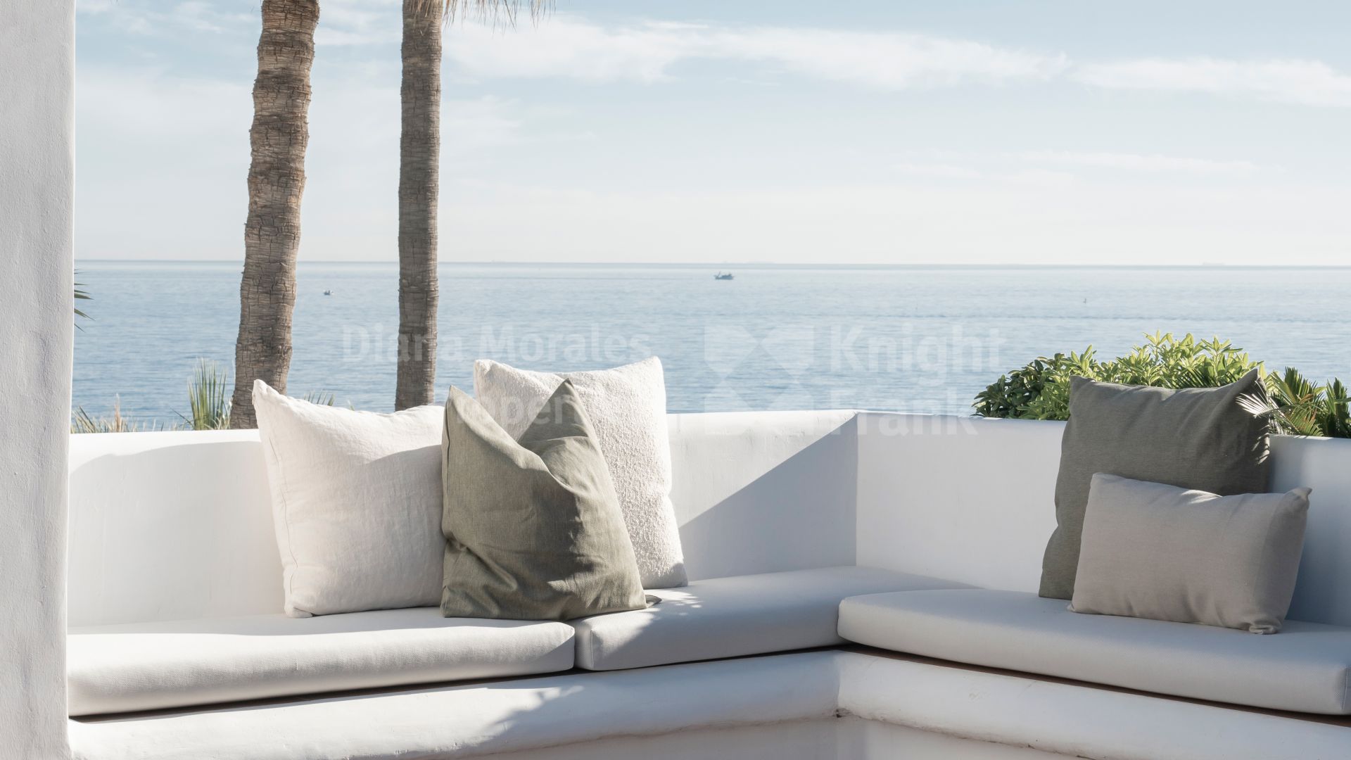 Alcazaba Beach, Appartement dans un complexe en bord de mer