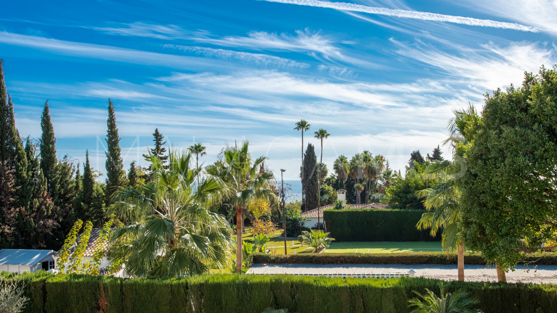 Villa for sale in Sierra Blanca