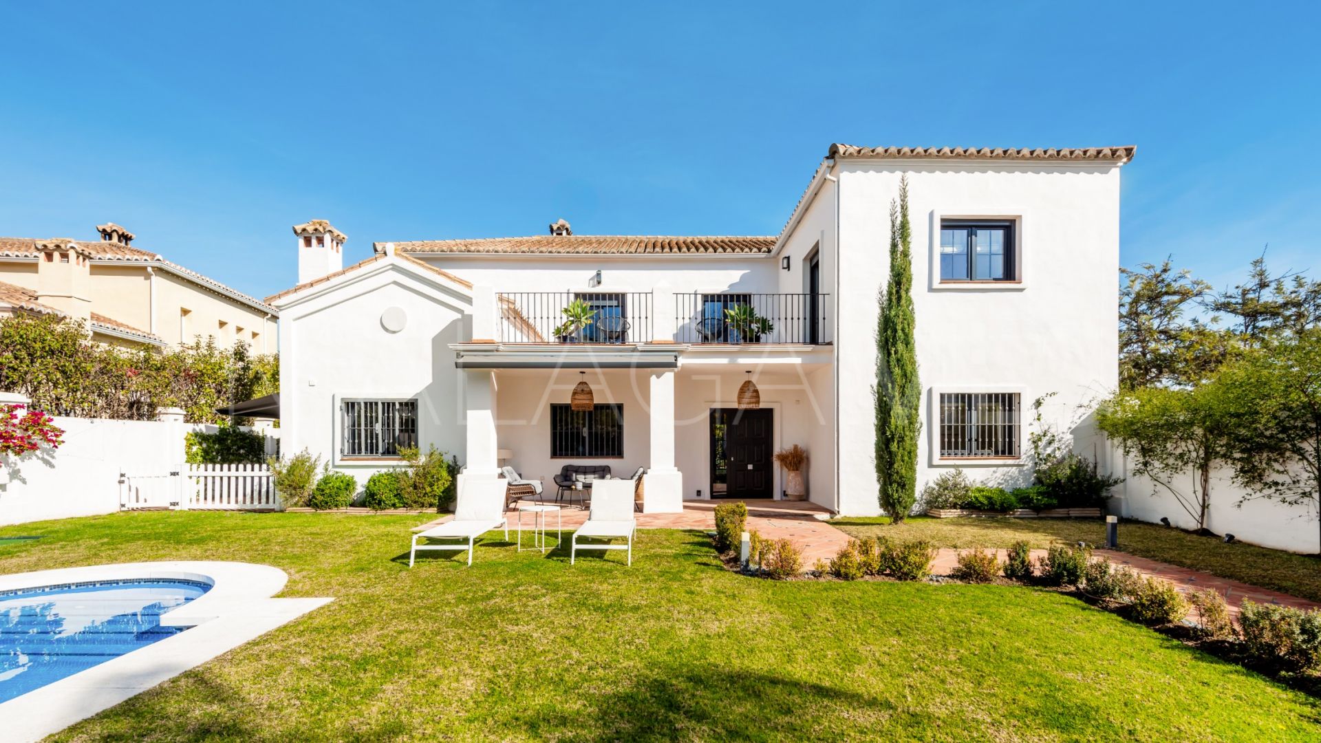 For sale villa in Guadalmina Alta with 5 bedrooms