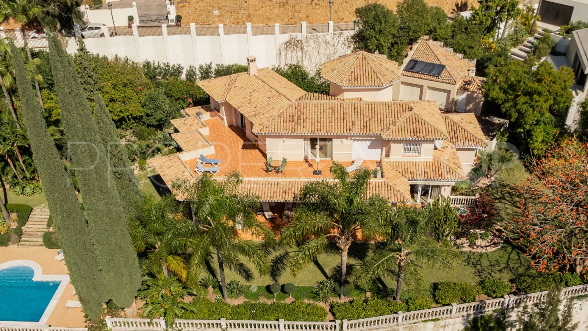 For sale villa with 4 bedrooms in El Herrojo