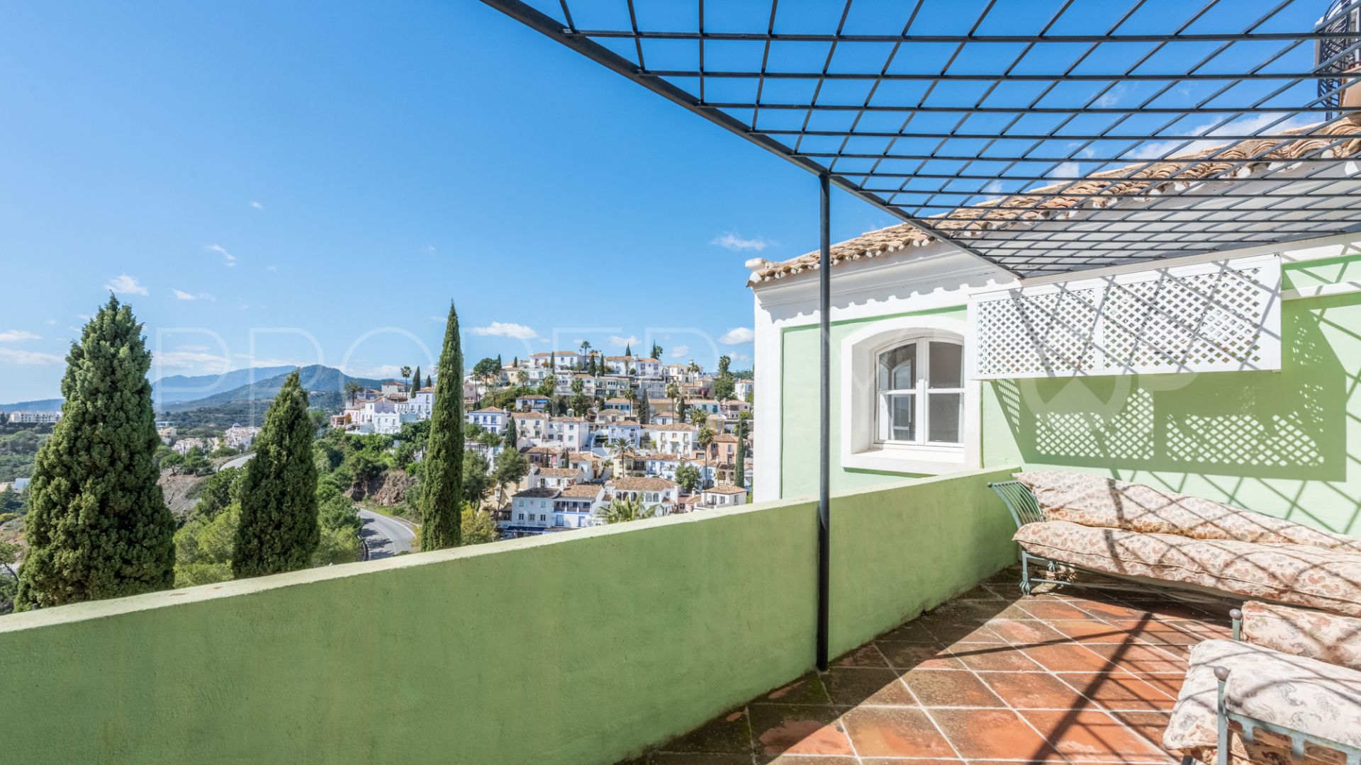 For sale La Heredia town house with 3 bedrooms