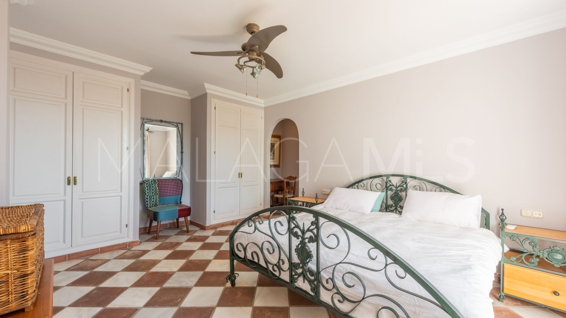 For sale La Heredia town house with 3 bedrooms