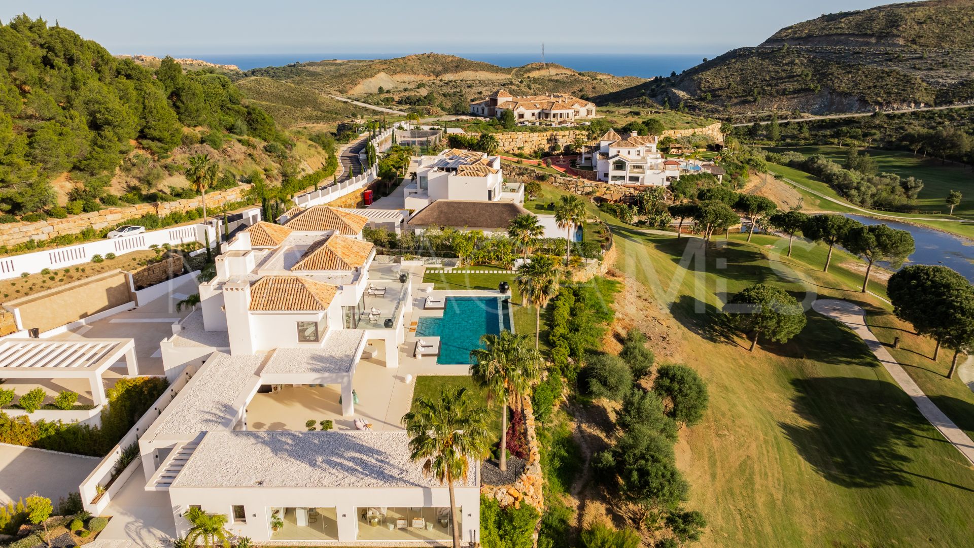 Villa for sale in Marbella Club Golf Resort with 7 bedrooms