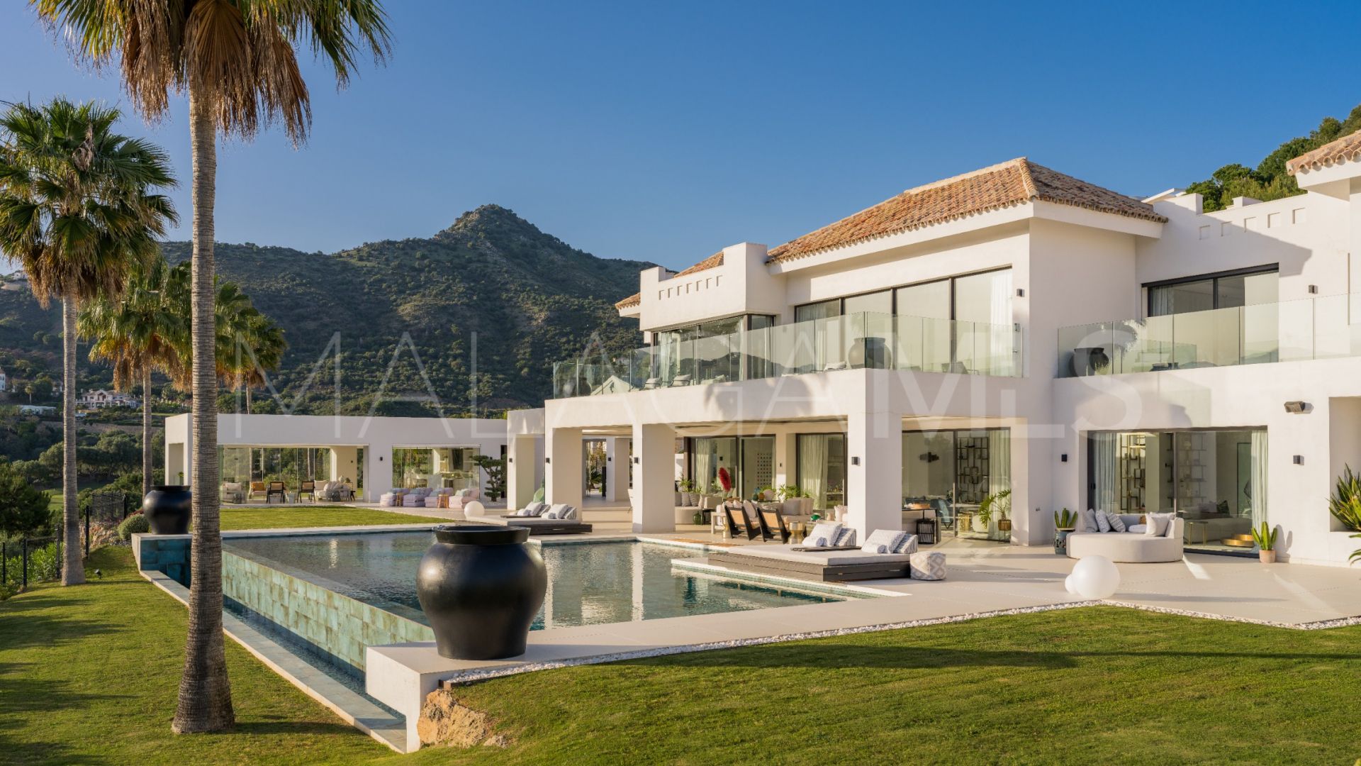 Villa for sale in Marbella Club Golf Resort with 7 bedrooms