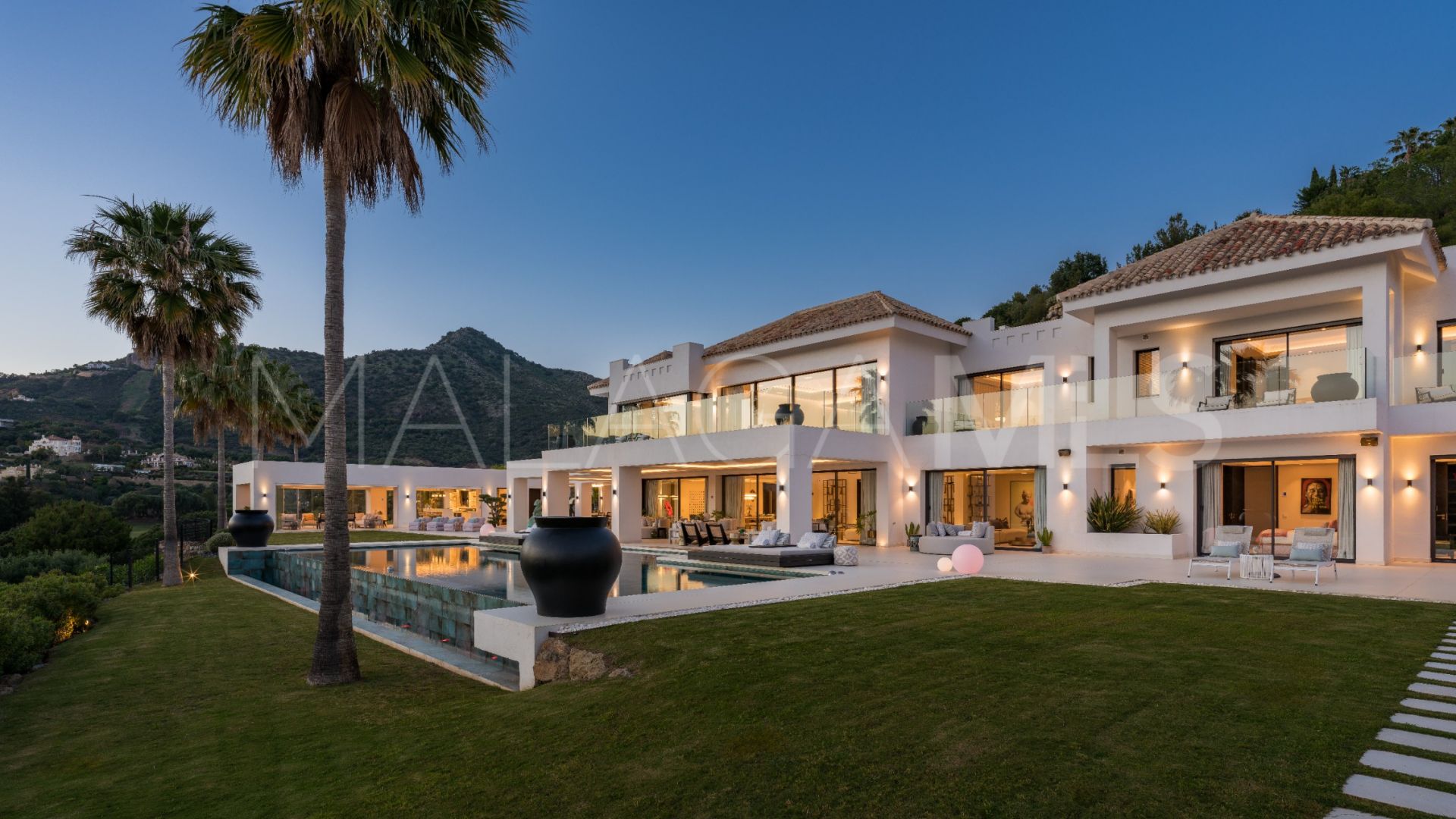 Villa for sale in Marbella Club Golf Resort with 7 bedrooms