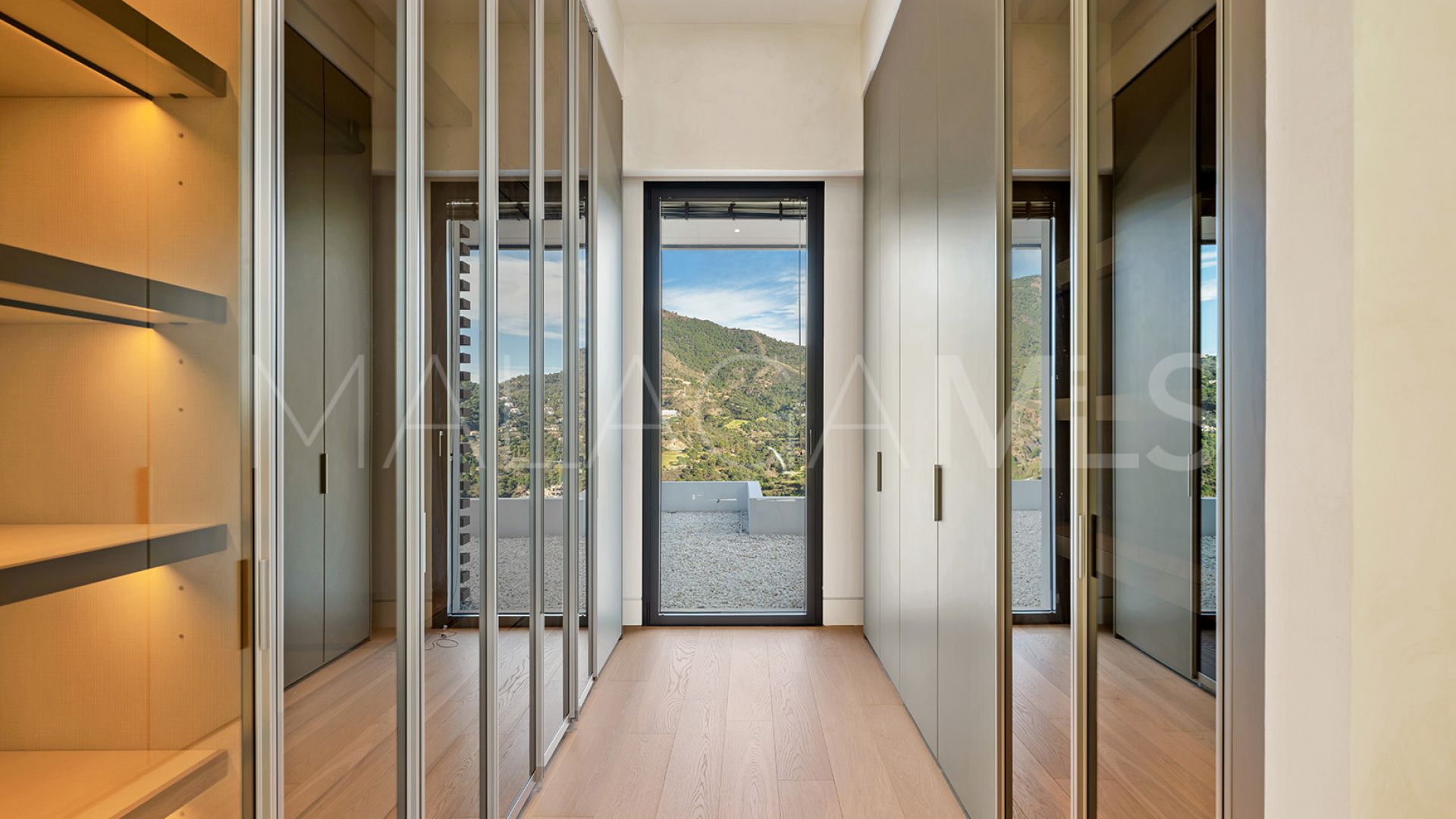 Villa for sale in La Zagaleta