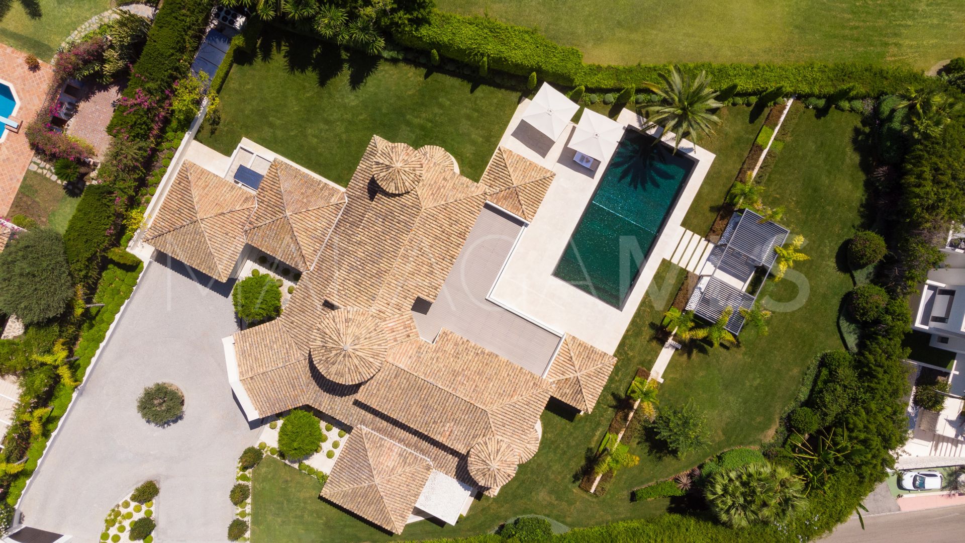 6 bedrooms villa for sale in Los Naranjos