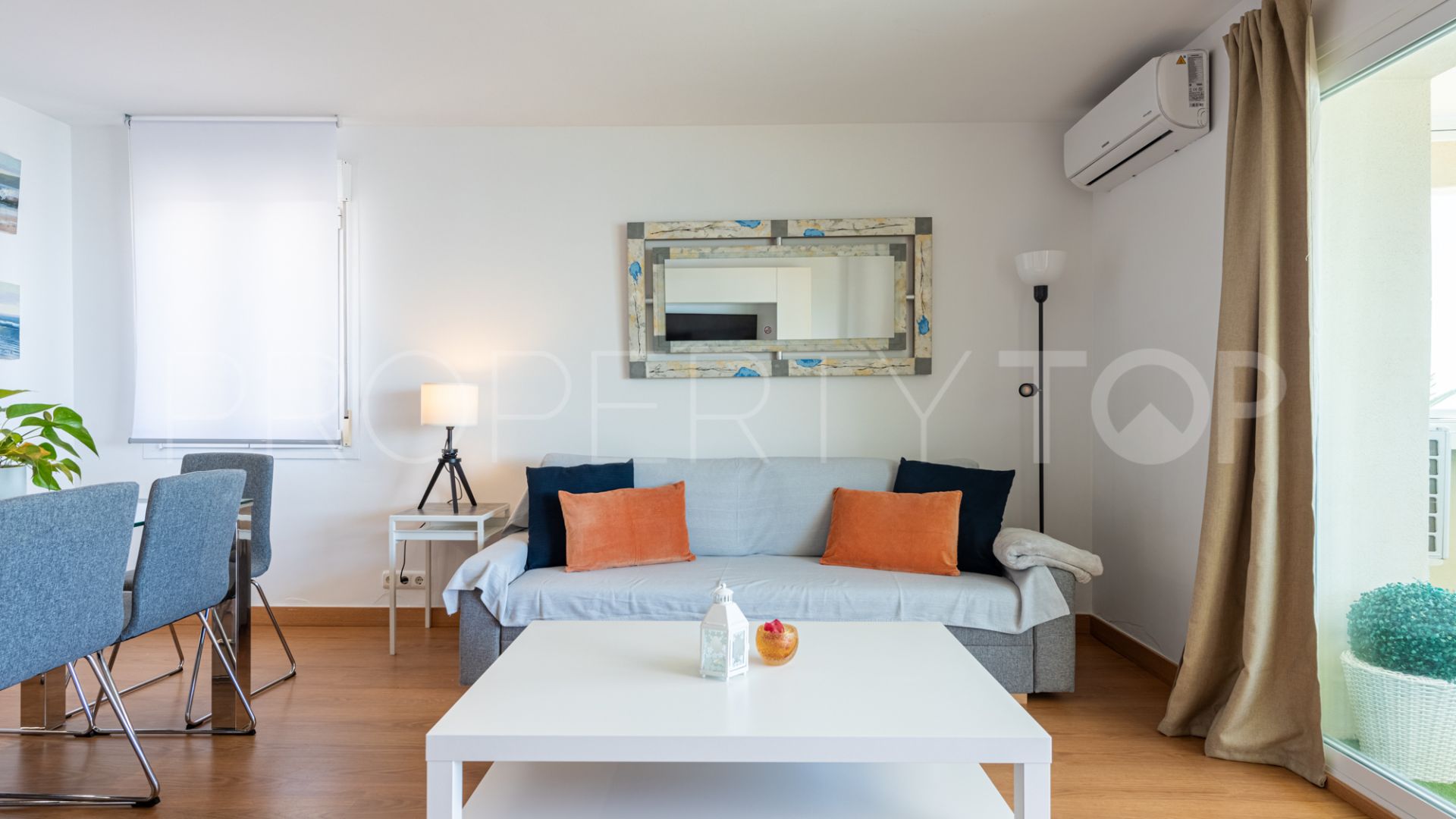 Marbella Centro, apartamento con 2 dormitorios en venta