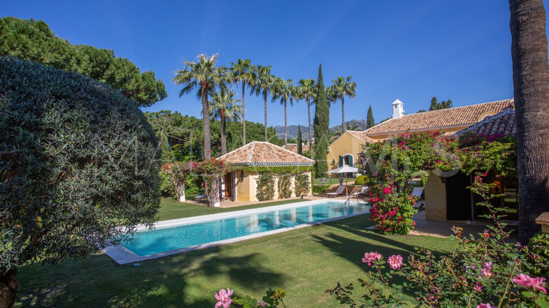 Villa for sale in Marbella Ost