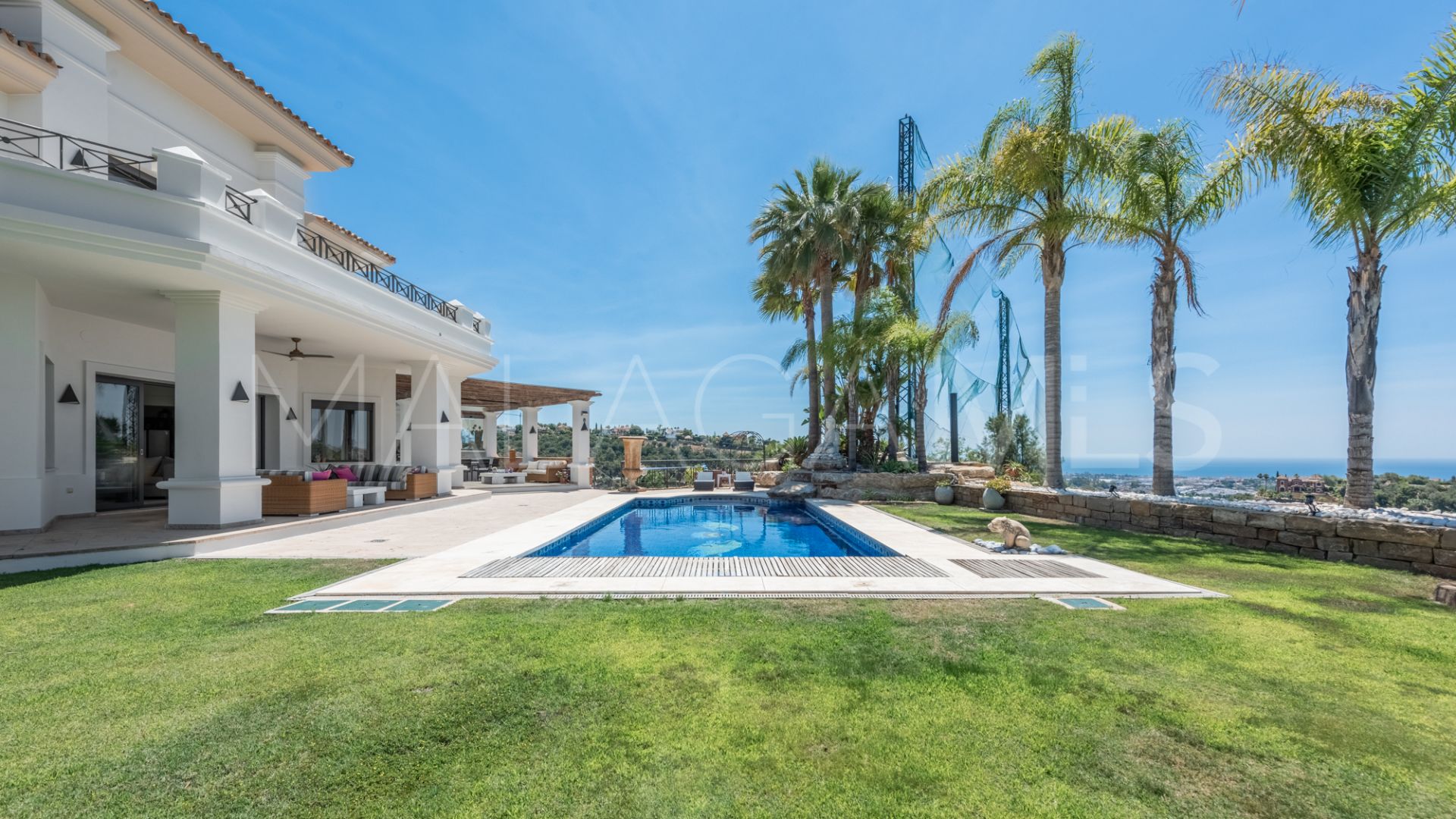 Villa for sale in Los Arqueros