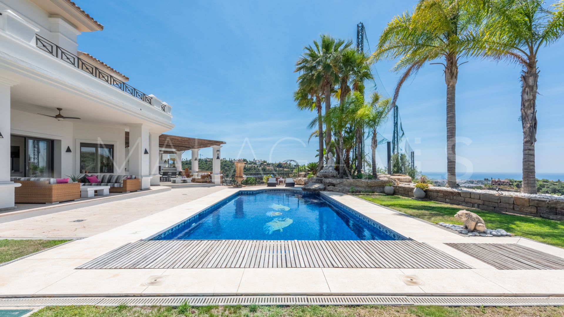 Villa for sale in Los Arqueros