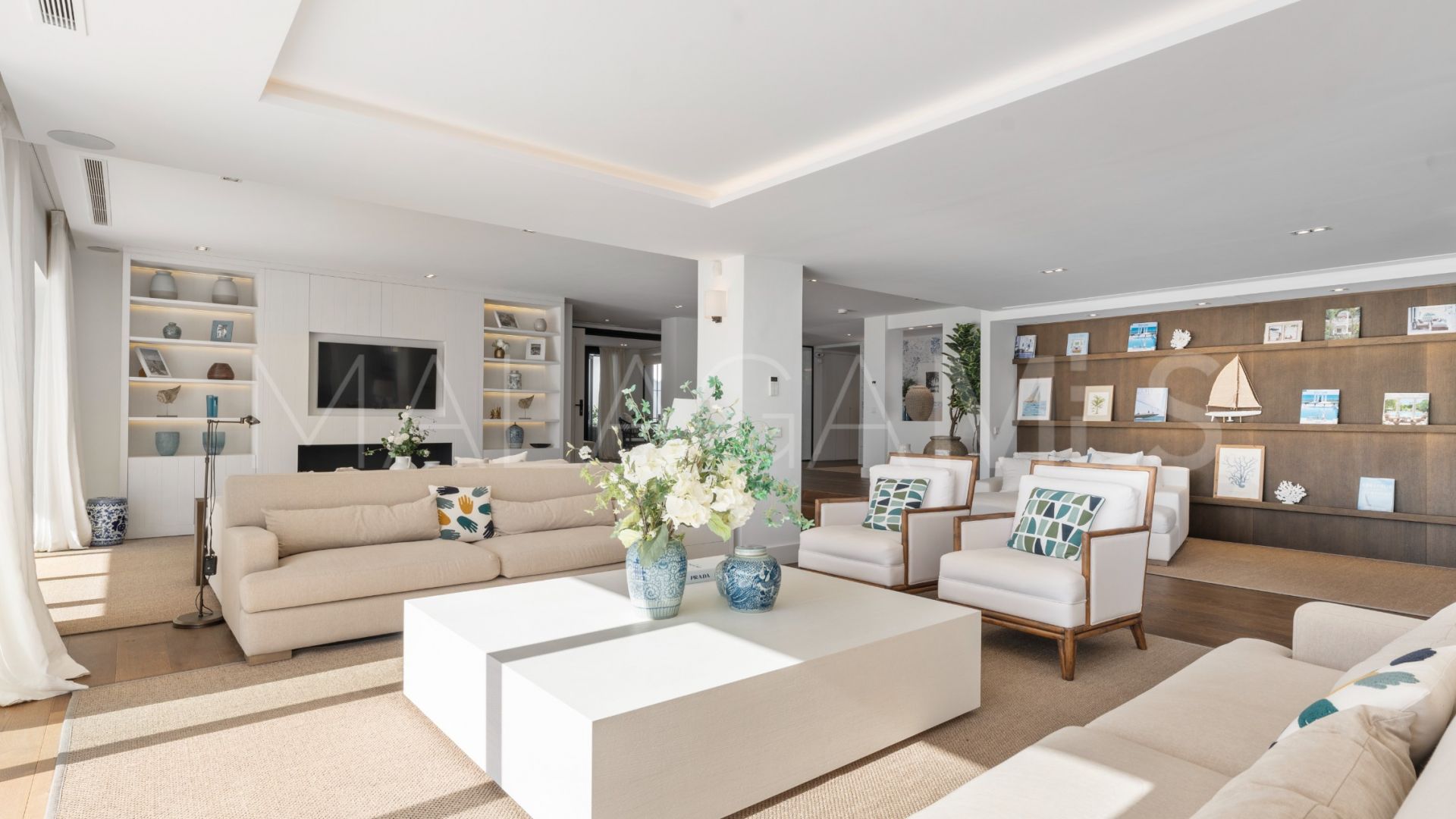 Villa with 7 bedrooms for sale in Los Naranjos Golf