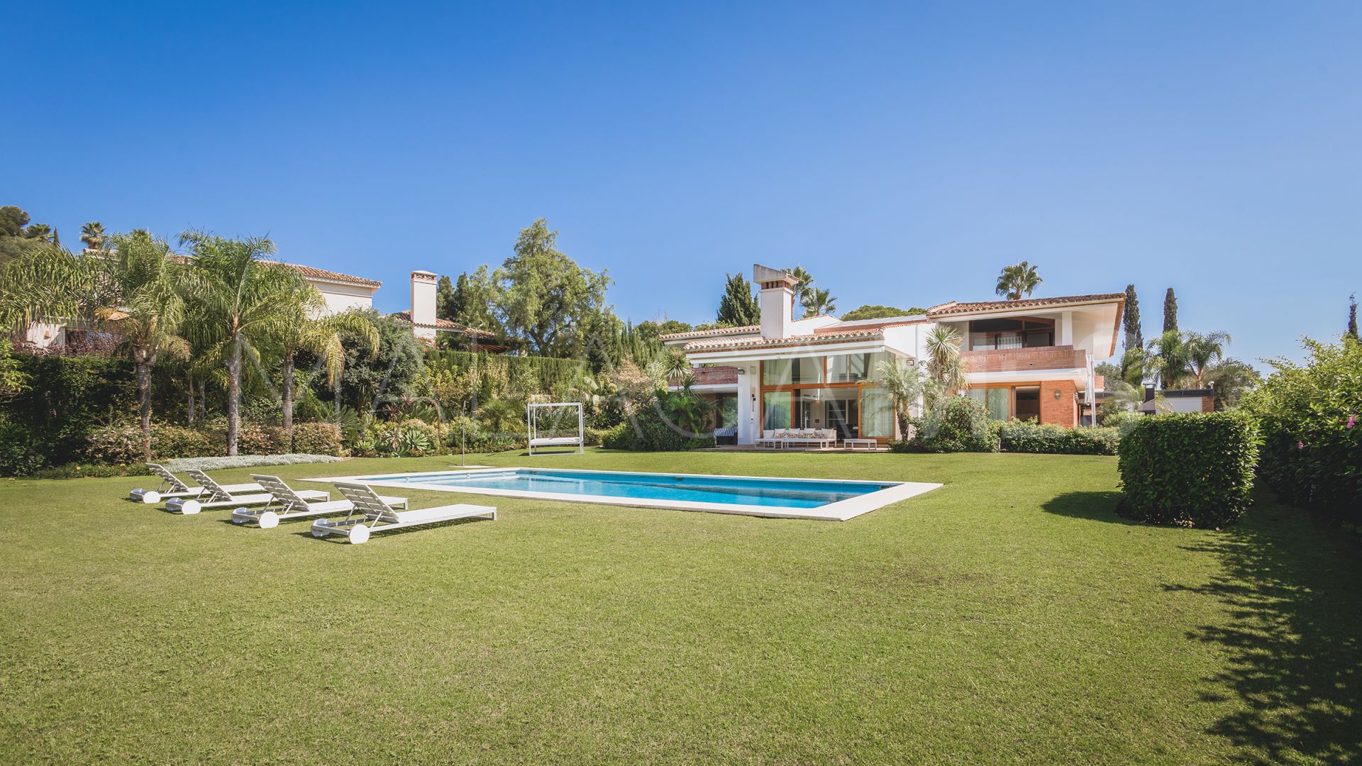 Villa for sale in Hacienda las Chapas