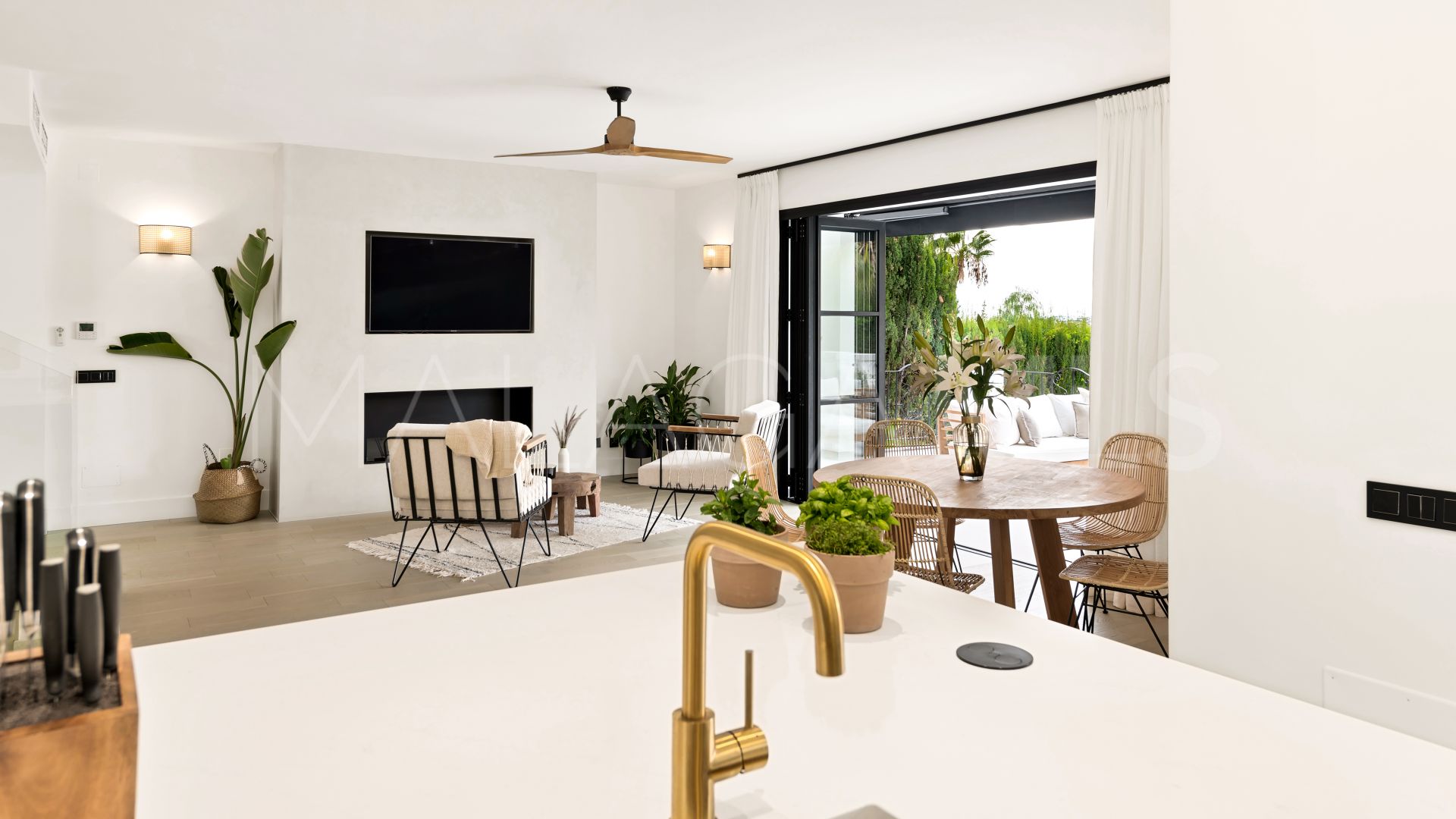 Villa for sale in Puerto del Capitan