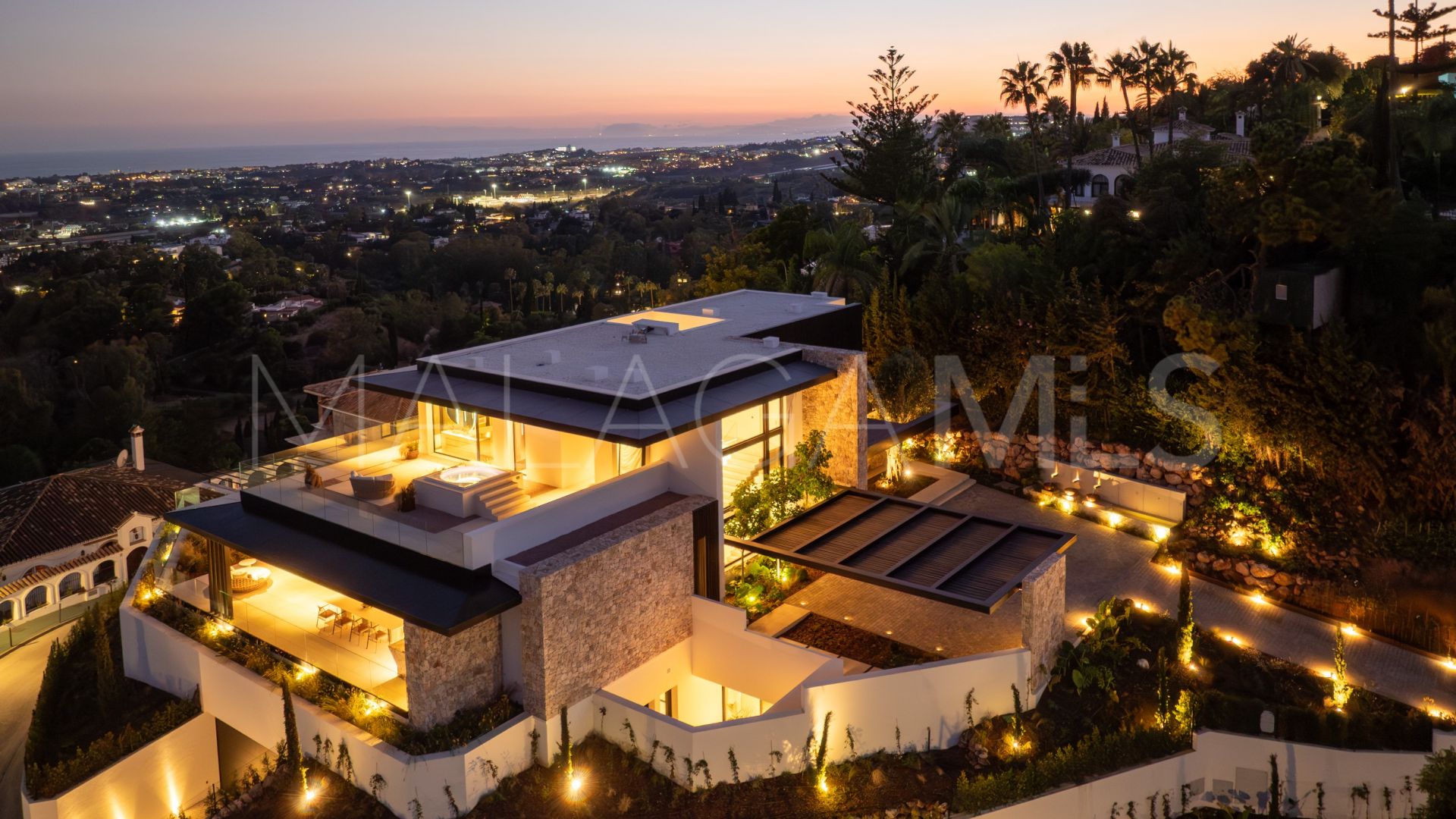 Villa with 8 bedrooms for sale in El Herrojo