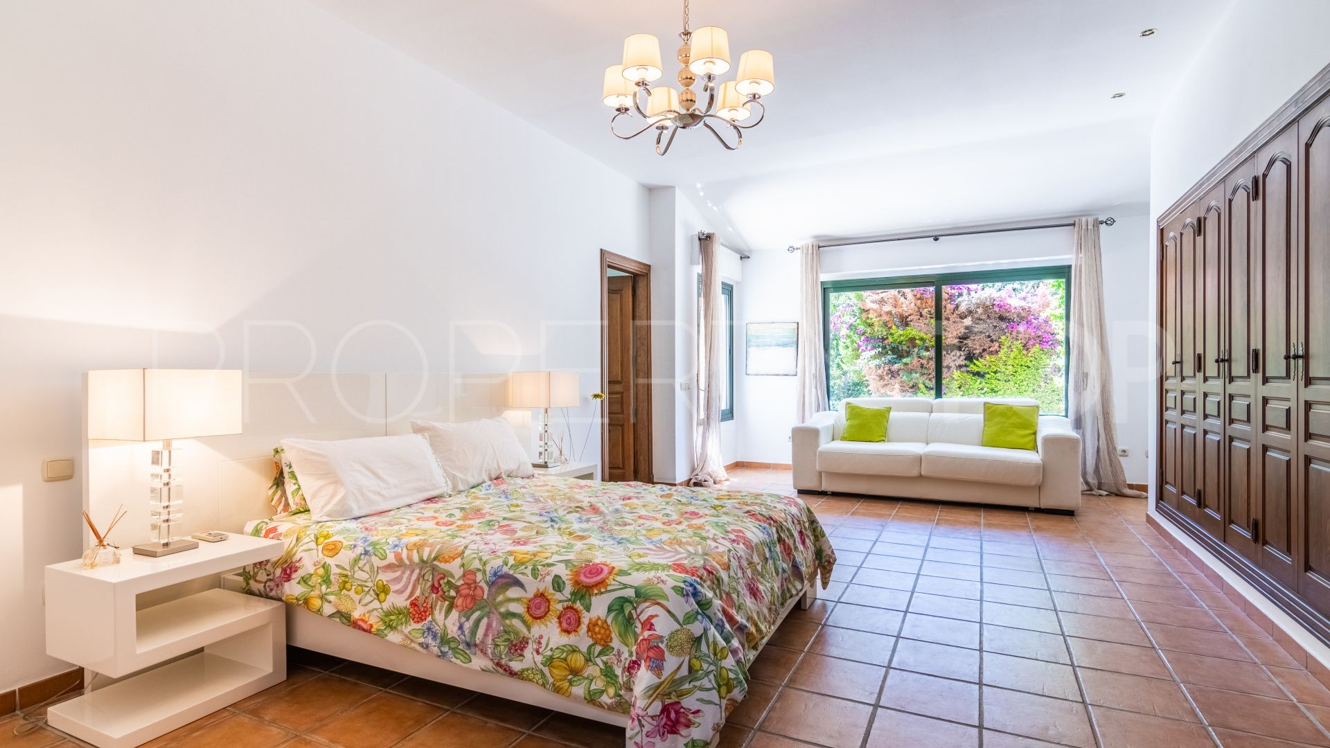 5 bedrooms El Madroñal villa for sale