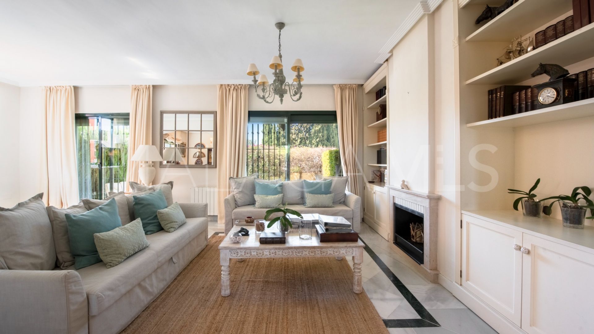 Town house with 4 bedrooms for sale in El Tomillar de Nagüeles