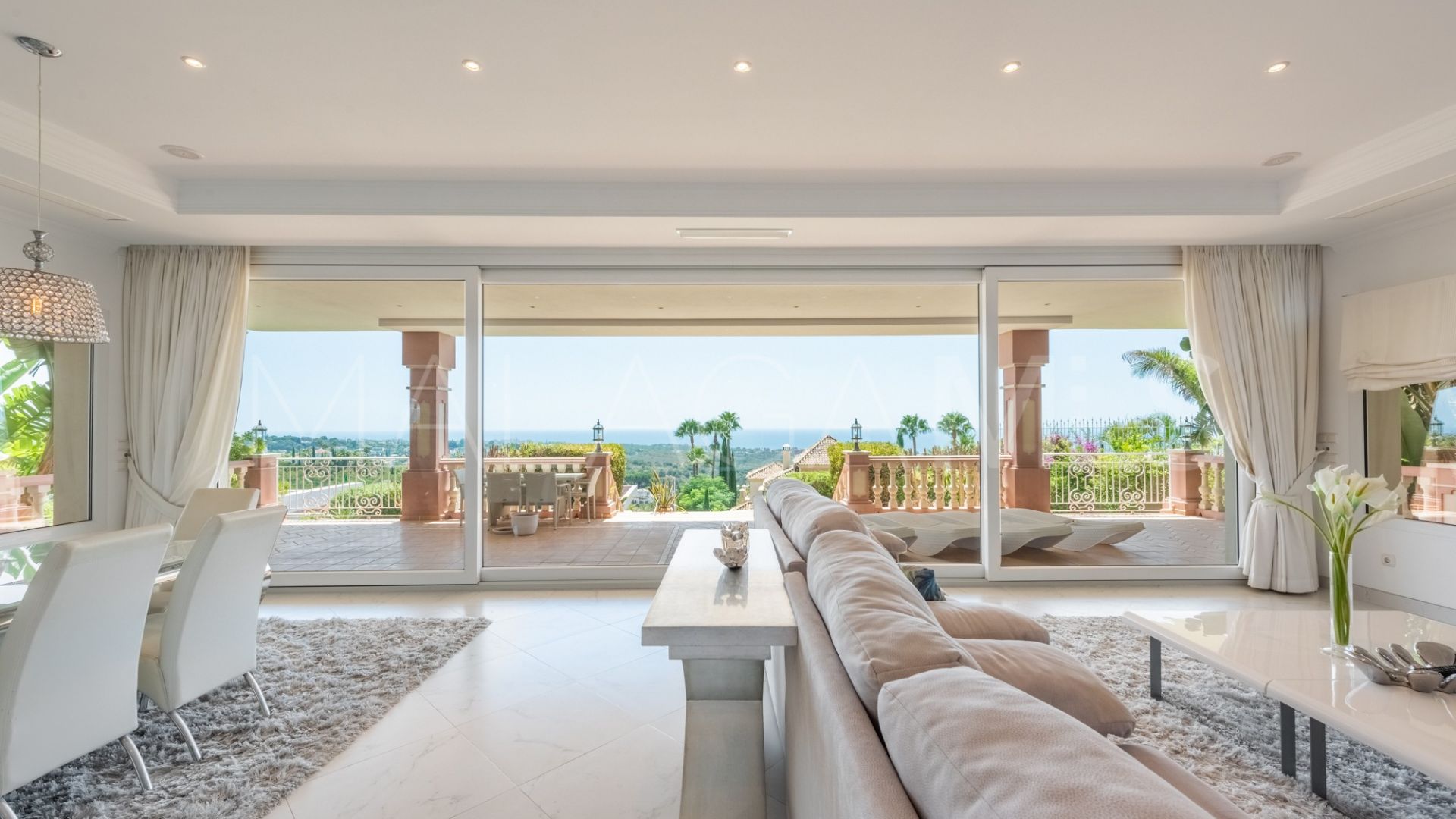 Villa for sale in Los Flamingos Golf