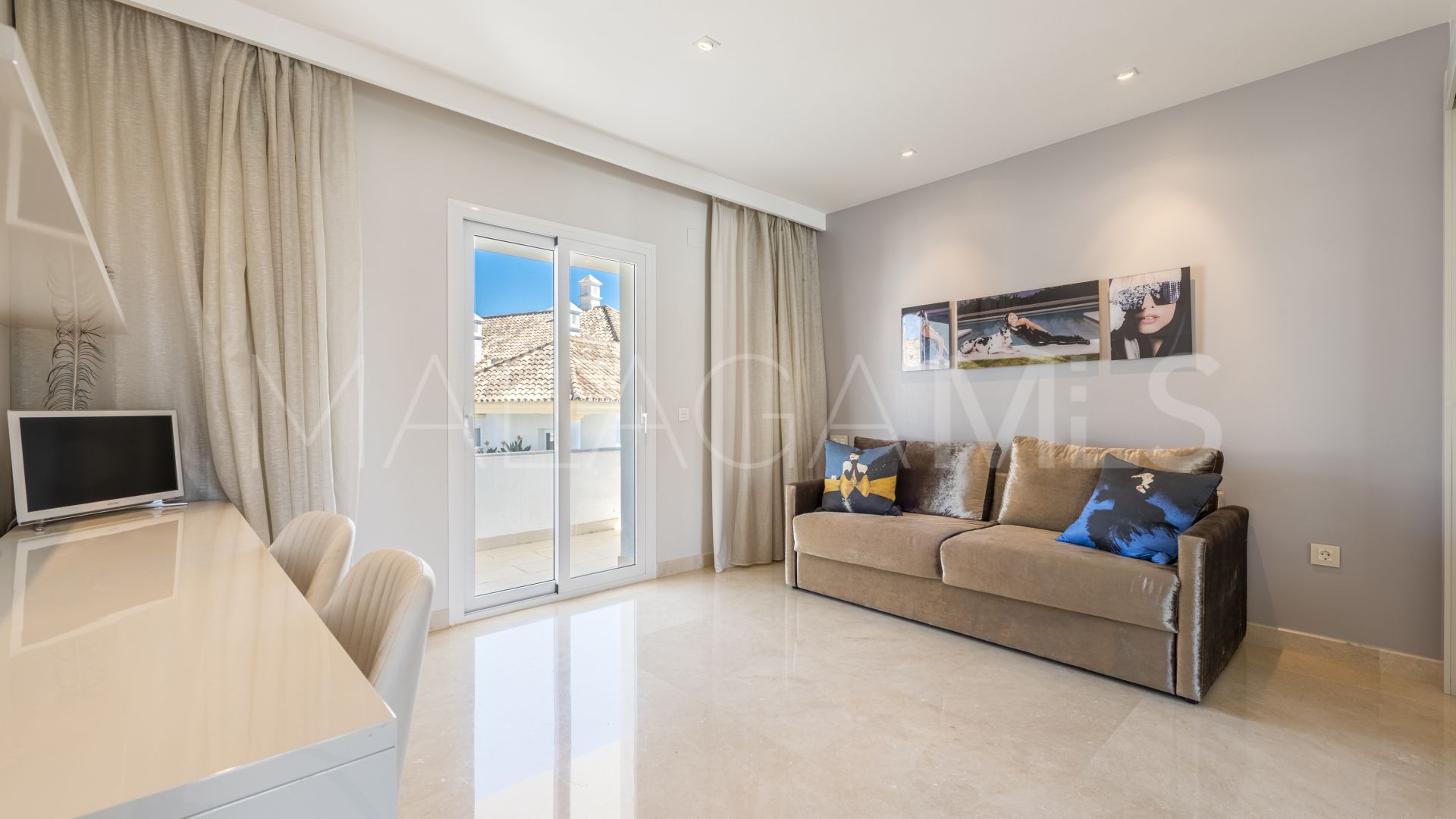 Duplex penthouse for sale in Monte Paraiso