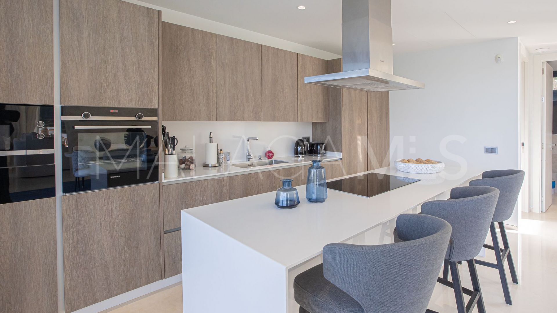 Se vende villa with 6 bedrooms in Nueva Andalucia