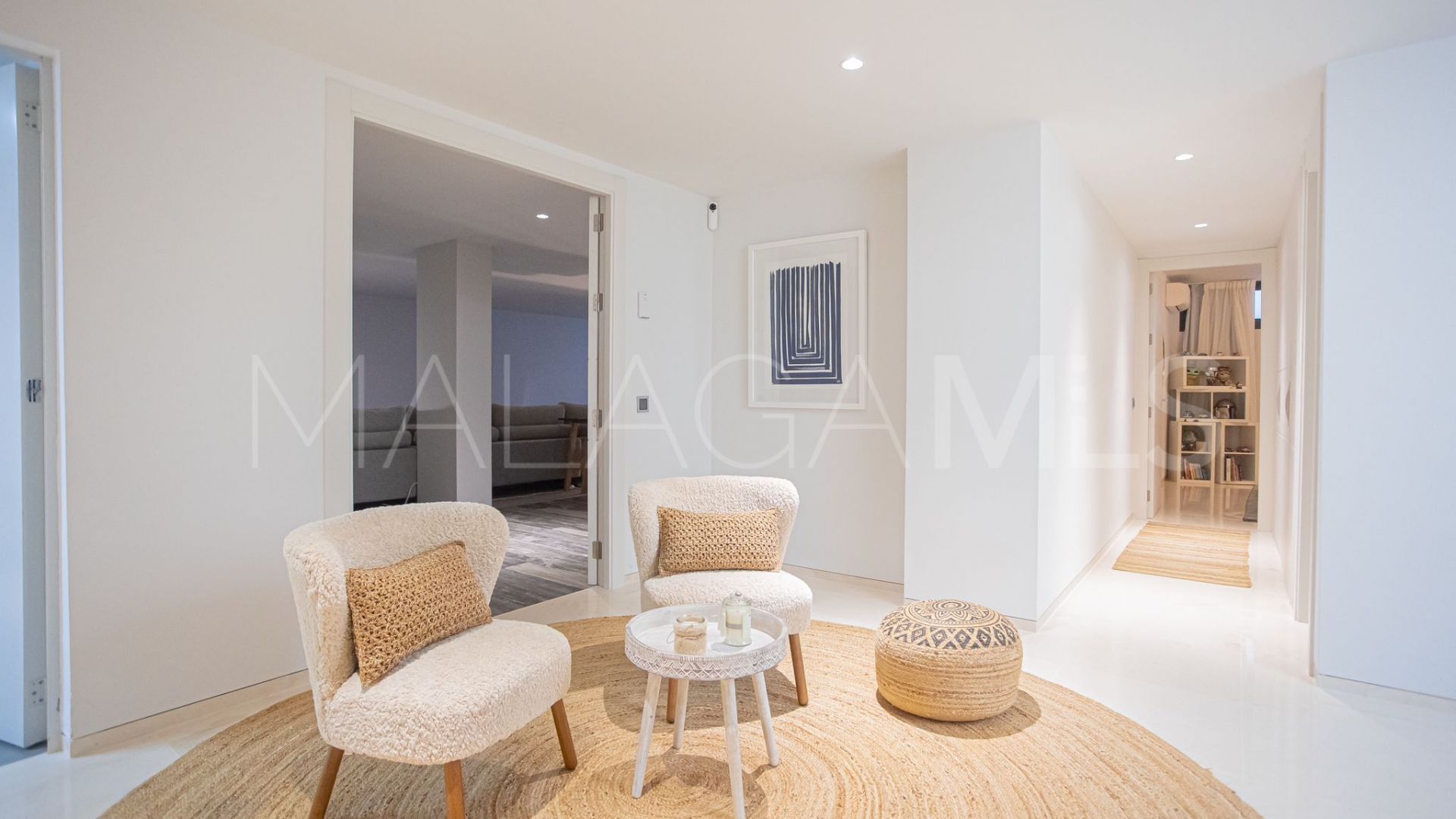 Se vende villa with 6 bedrooms in Nueva Andalucia